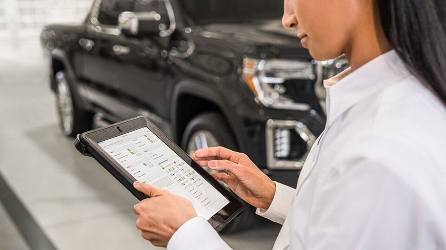 GMC Certified Service Technician Connecting a Multiple Diagnostic 2 Device to Obtain Vehicle Information