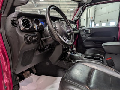 2022 Jeep Wrangler Unlimited Sahara Altitude 4x4