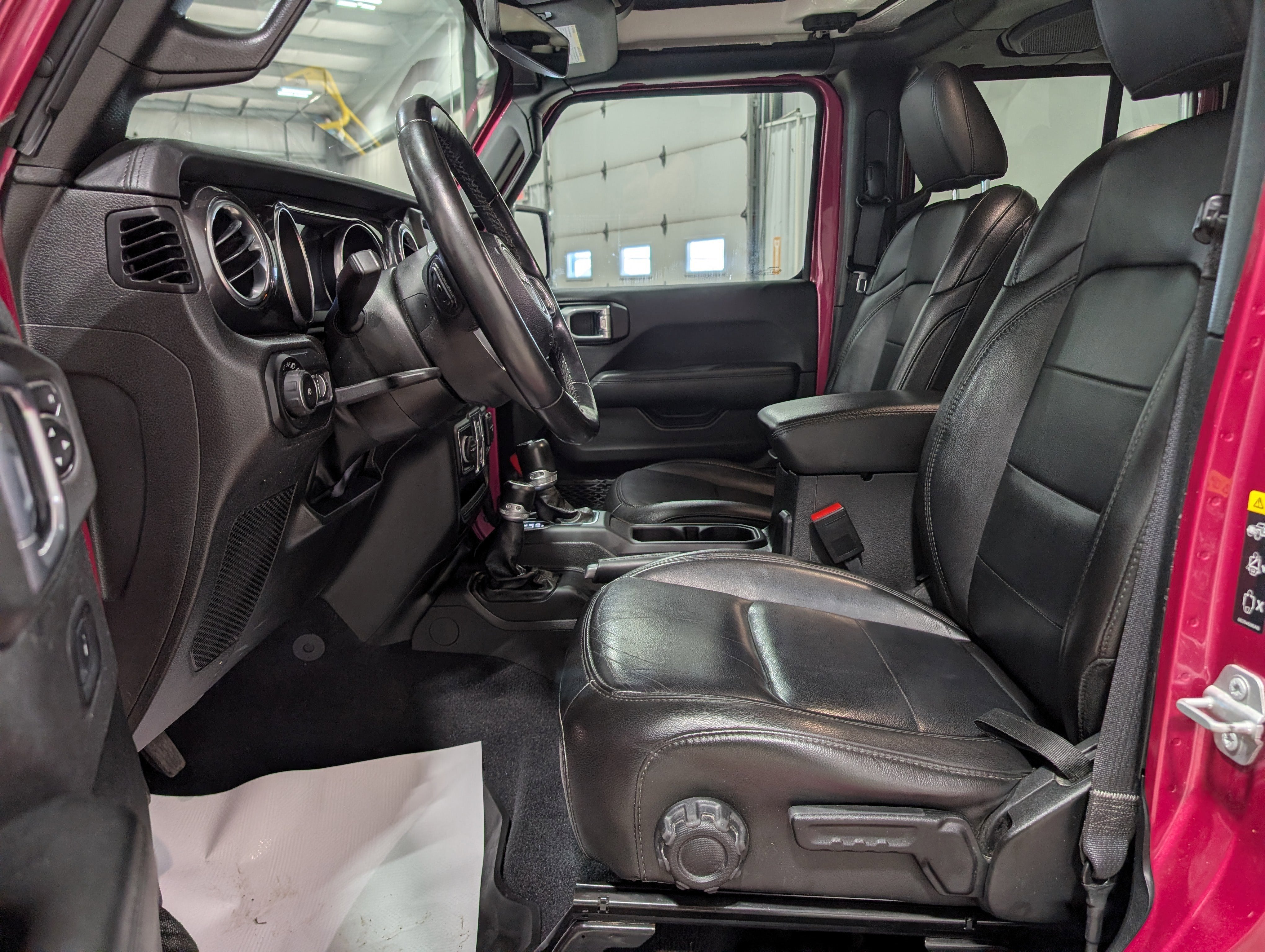 2022 Jeep Wrangler Unlimited Sahara Altitude 4x4