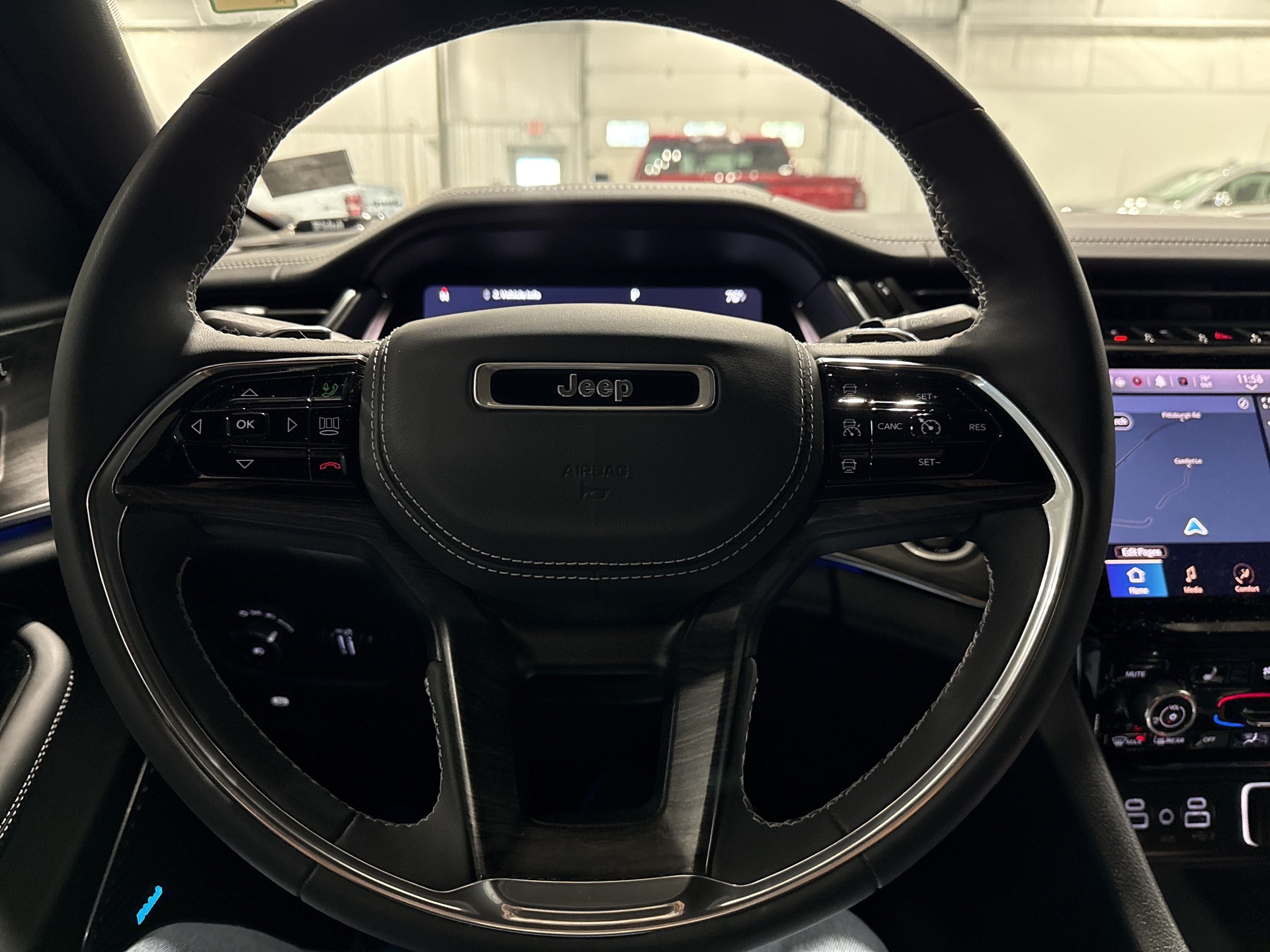 2023 Jeep Grand Cherokee Overland 4x4