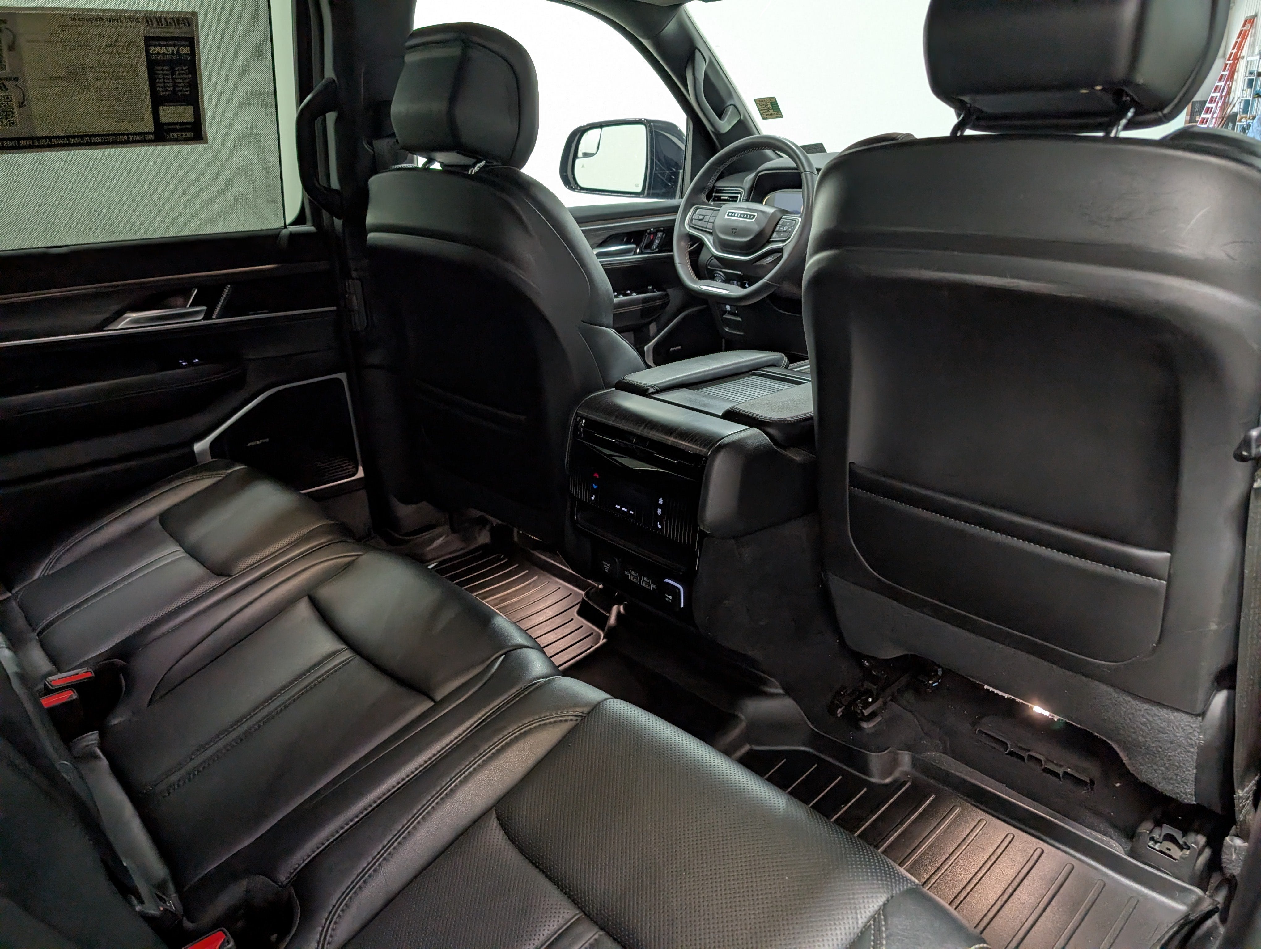 2023 Jeep Wagoneer Series II 4x4