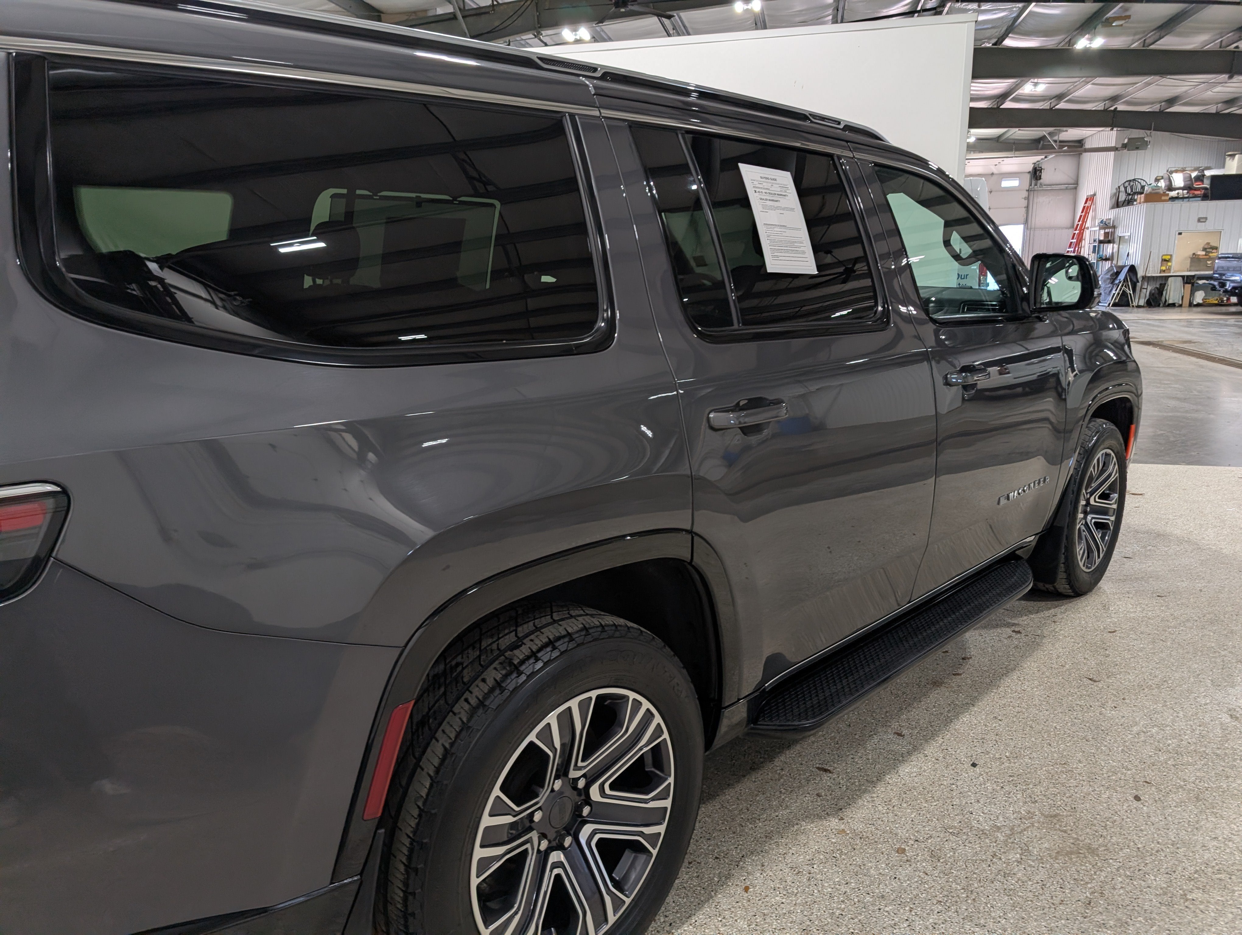 2023 Jeep Wagoneer Series II 4x4