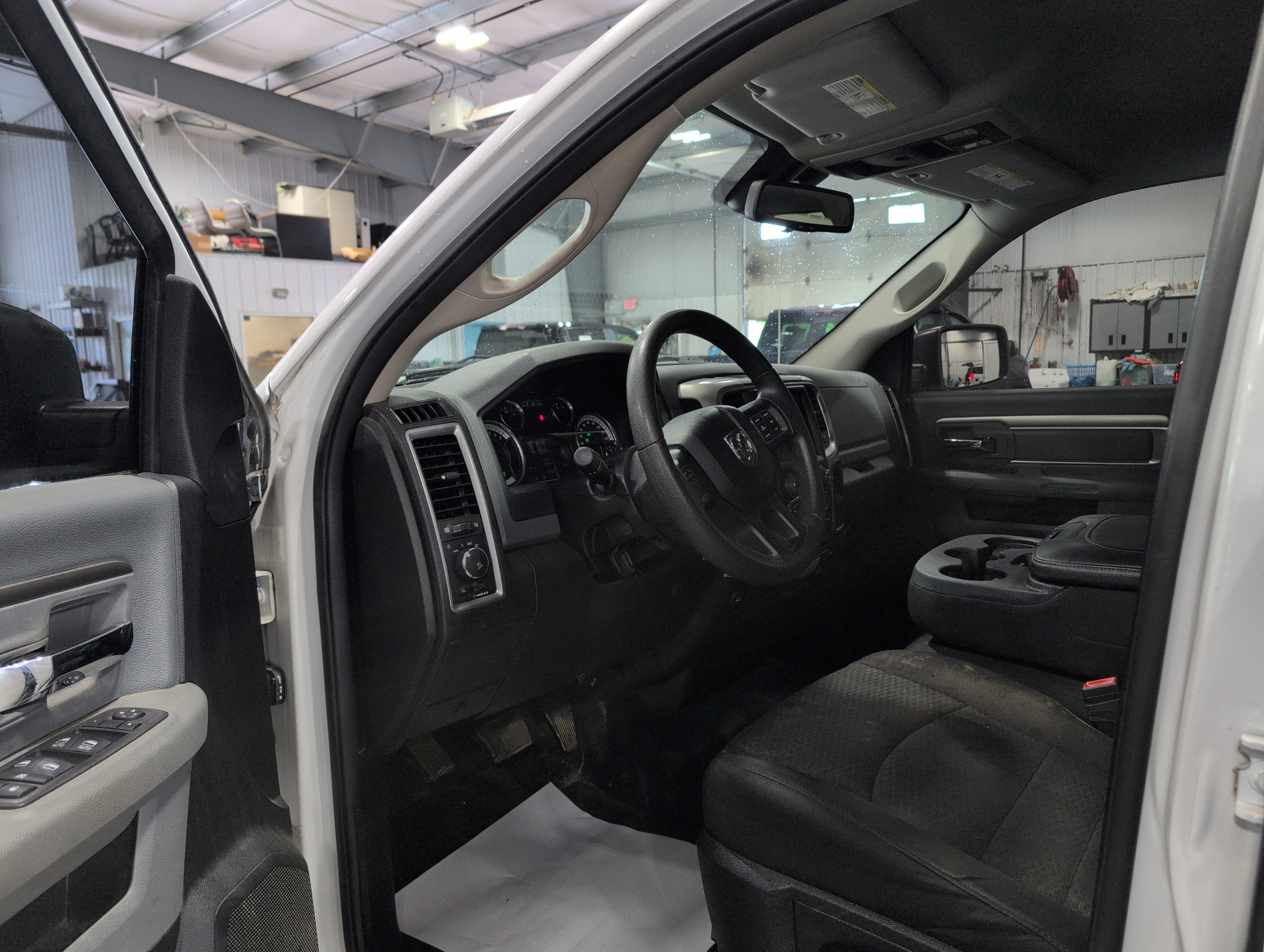 2020 RAM 1500 Classic Warlock Quad Cab 4x4 6'4" Box