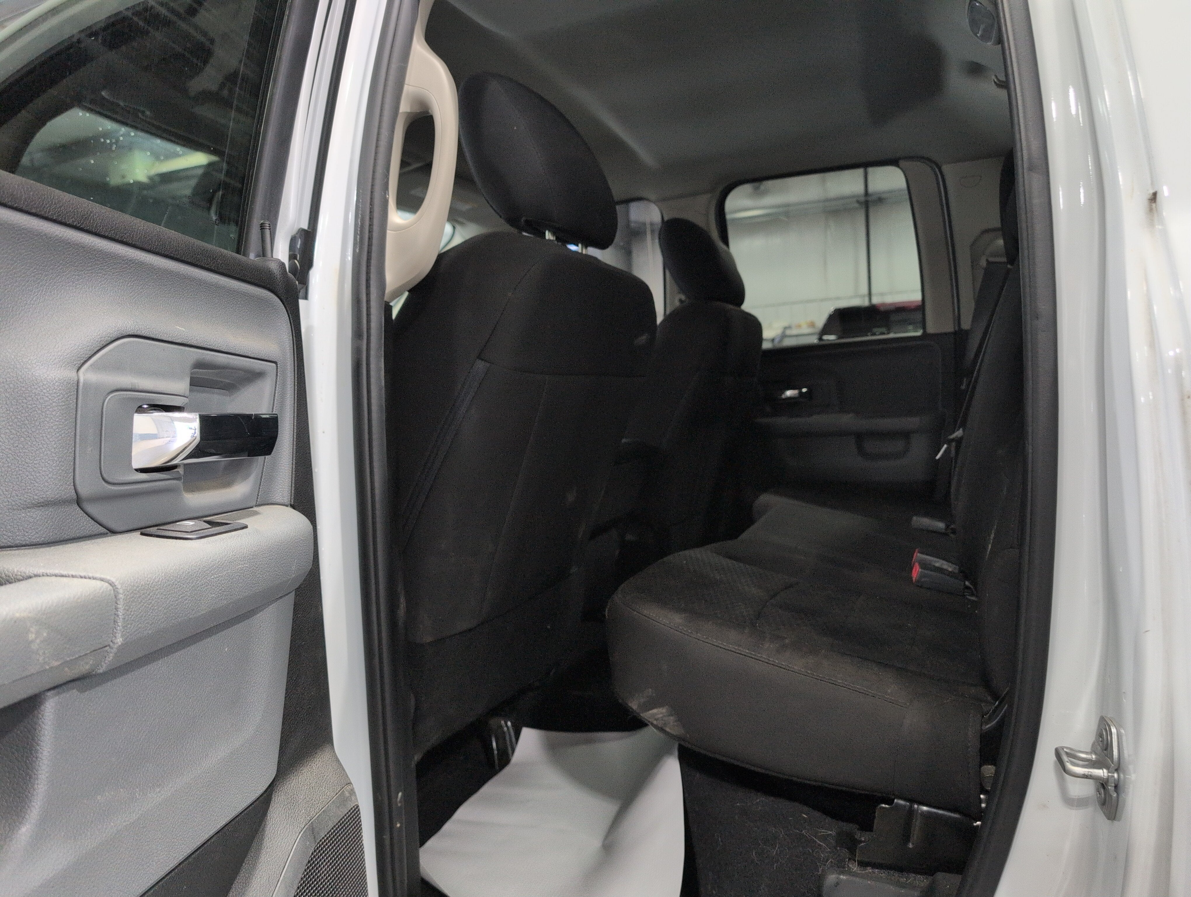2020 RAM 1500 Classic Warlock Quad Cab 4x4 6'4" Box