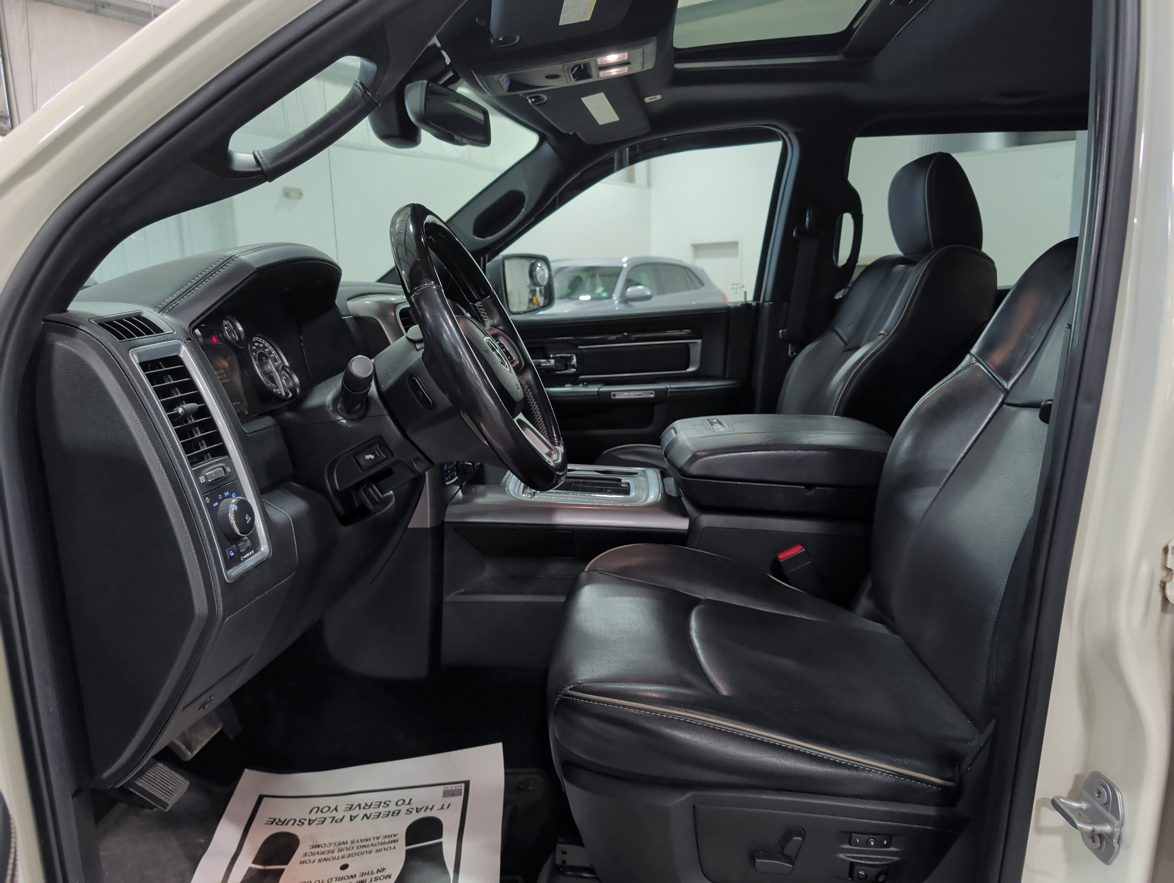 2017 RAM 1500 Limited Crew Cab 4x4 5'7" Box