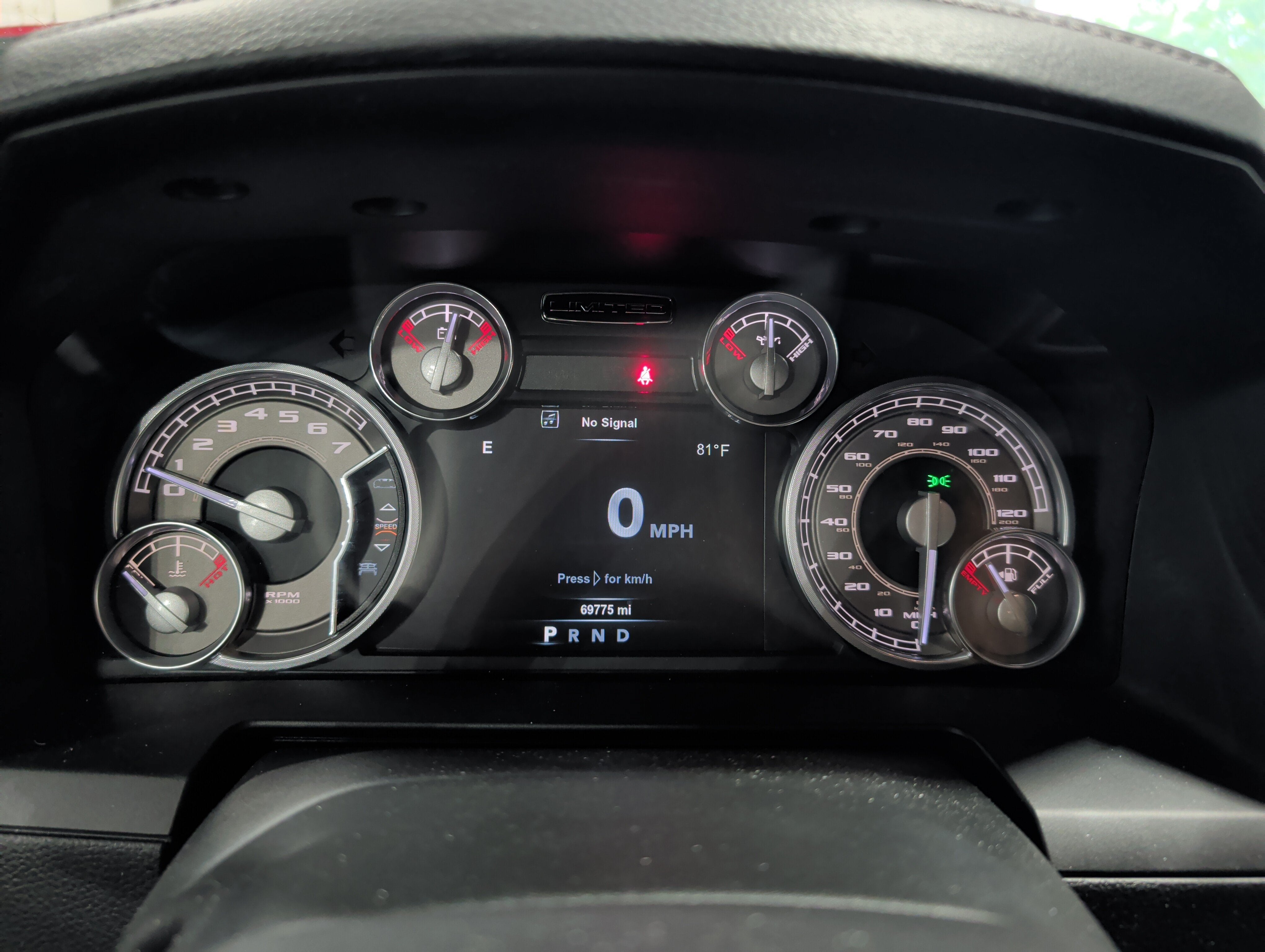 2017 RAM 1500 Limited Crew Cab 4x4 5'7" Box