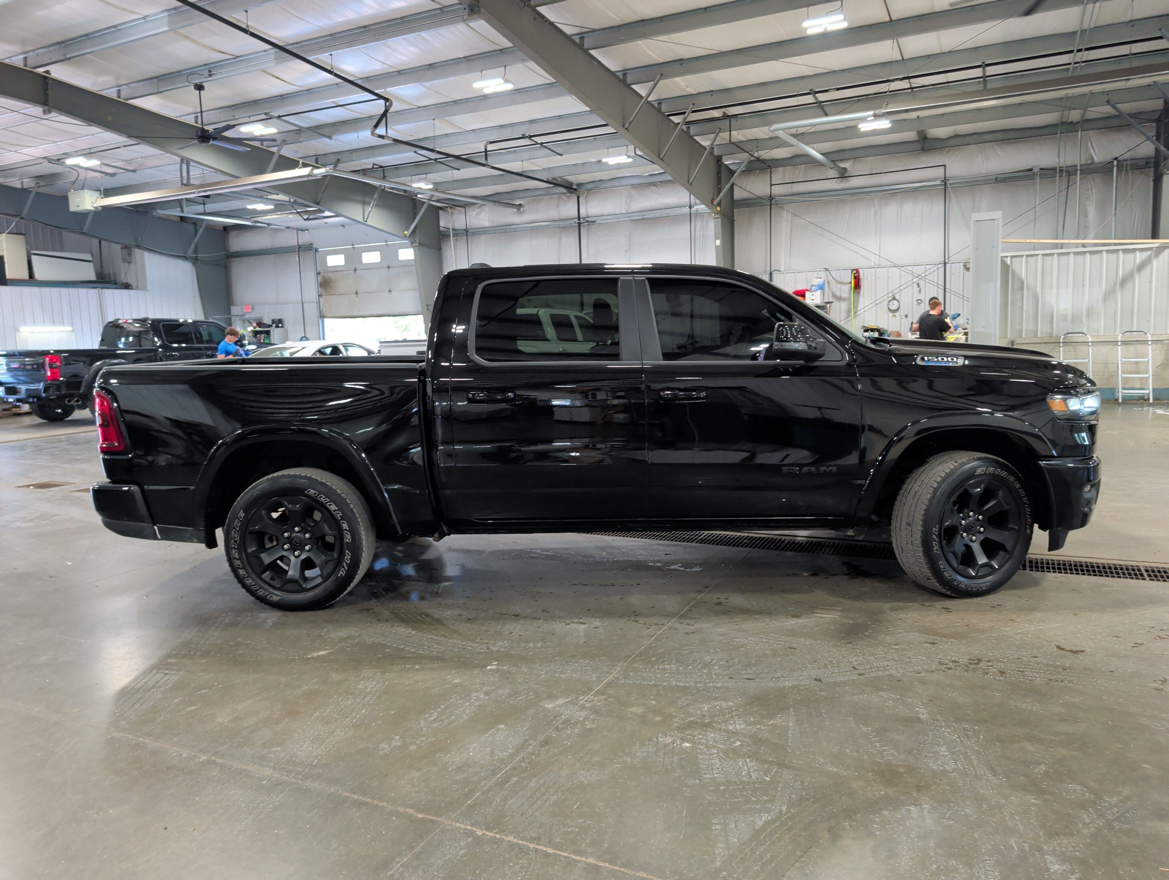 2025 RAM 1500 Big Horn Crew Cab 4x4 5'7" Box