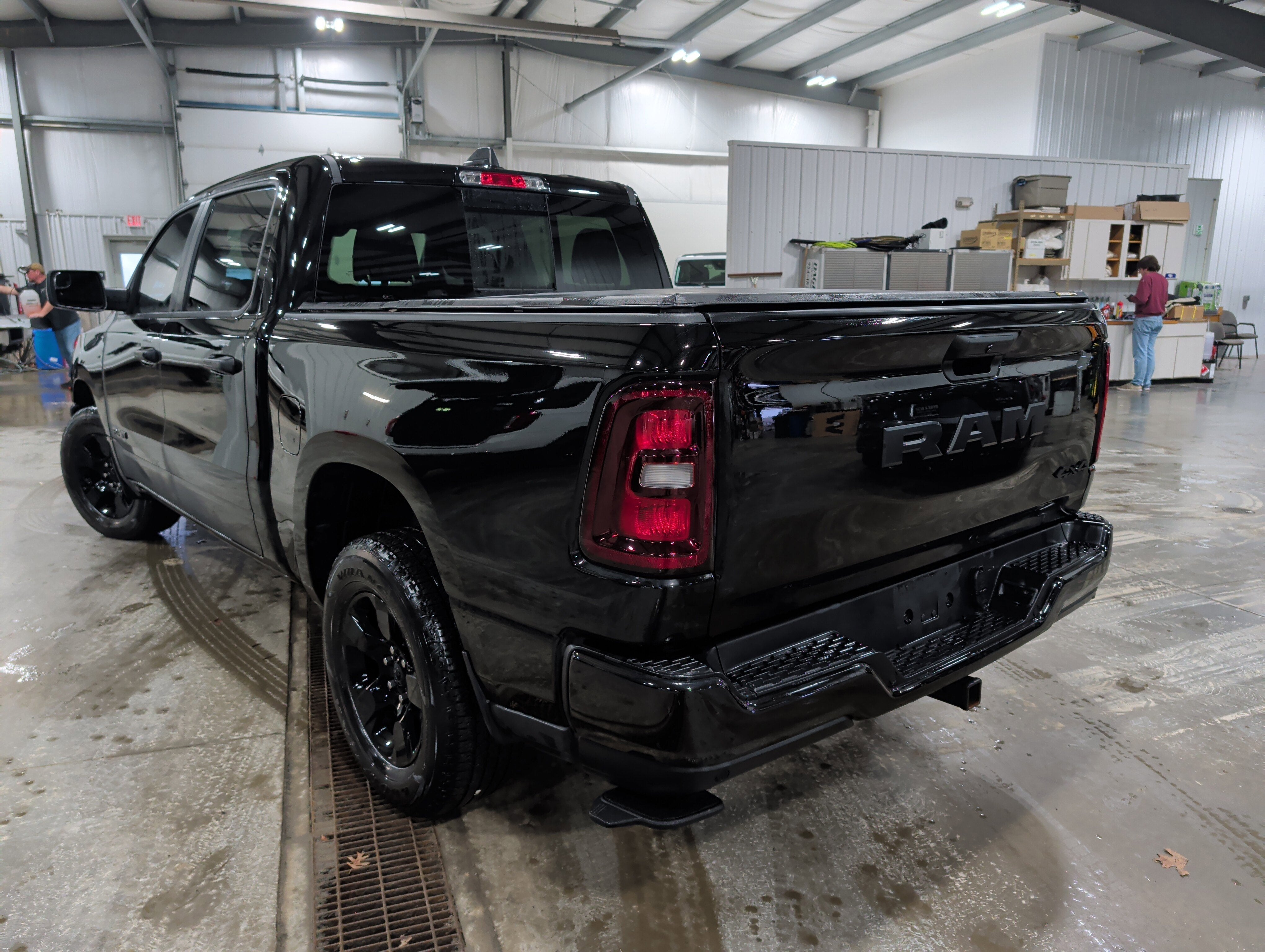 2025 RAM 1500 Tradesman Crew Cab 4x4 5'7" Box