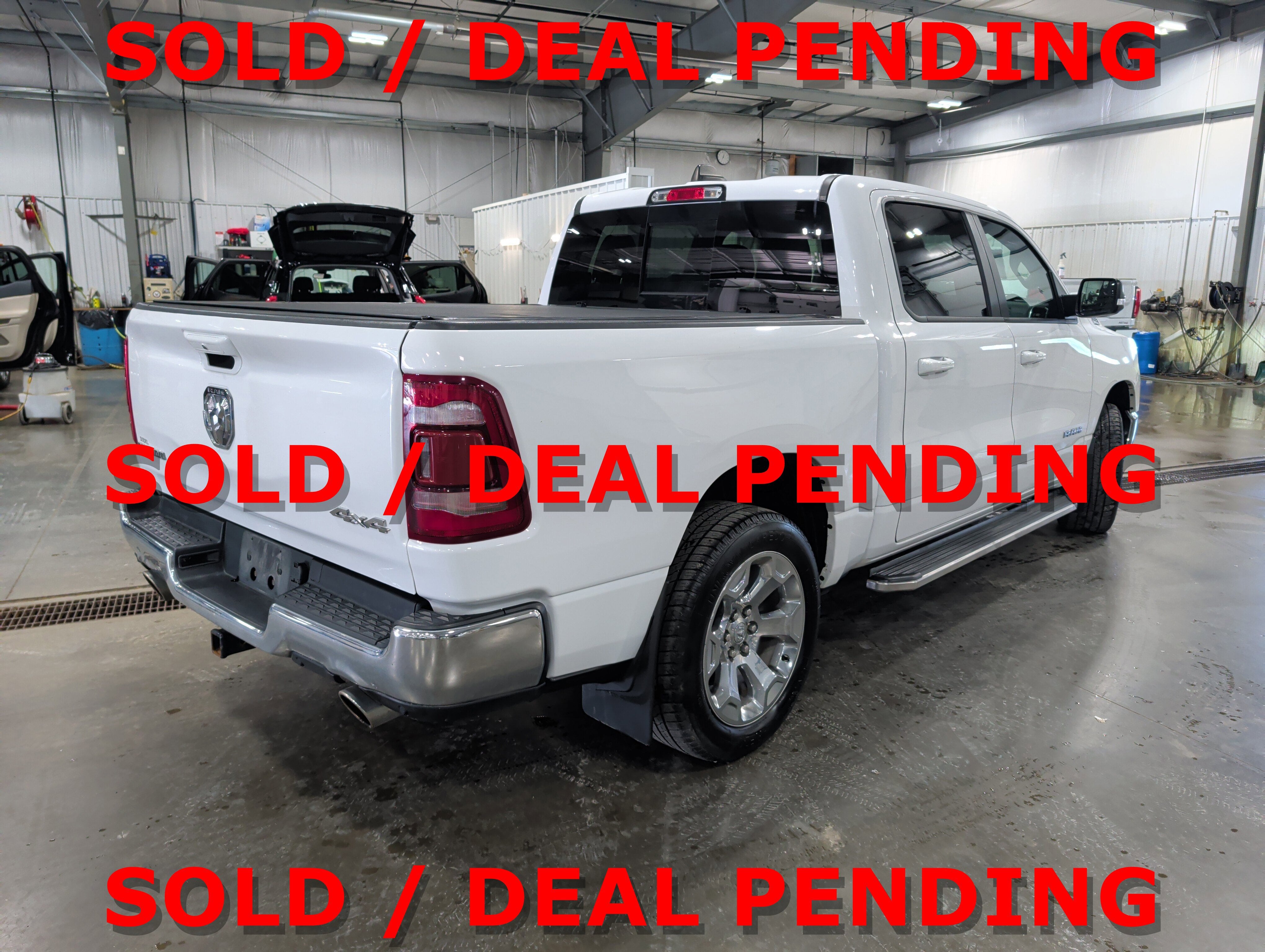 2022 RAM 1500 Big Horn Crew Cab 4x4 5'7" Box