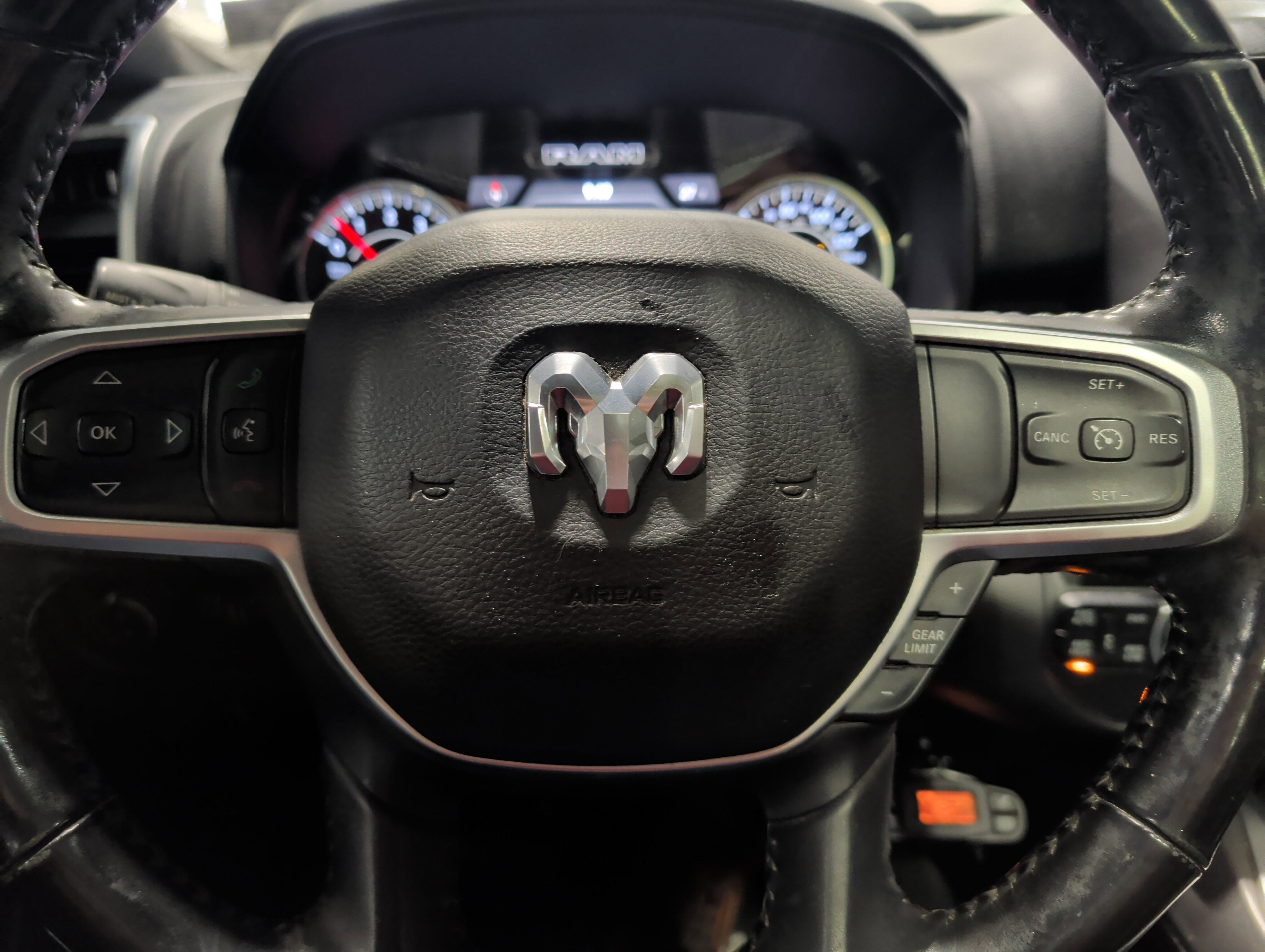 2019 RAM 1500 Big Horn/Lone Star Crew Cab 4x4 5'7" Box