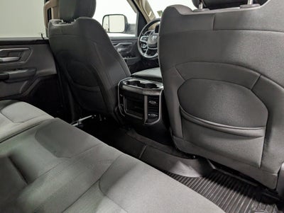 2020 RAM 1500 Big Horn Crew Cab 4x4 5'7" Box