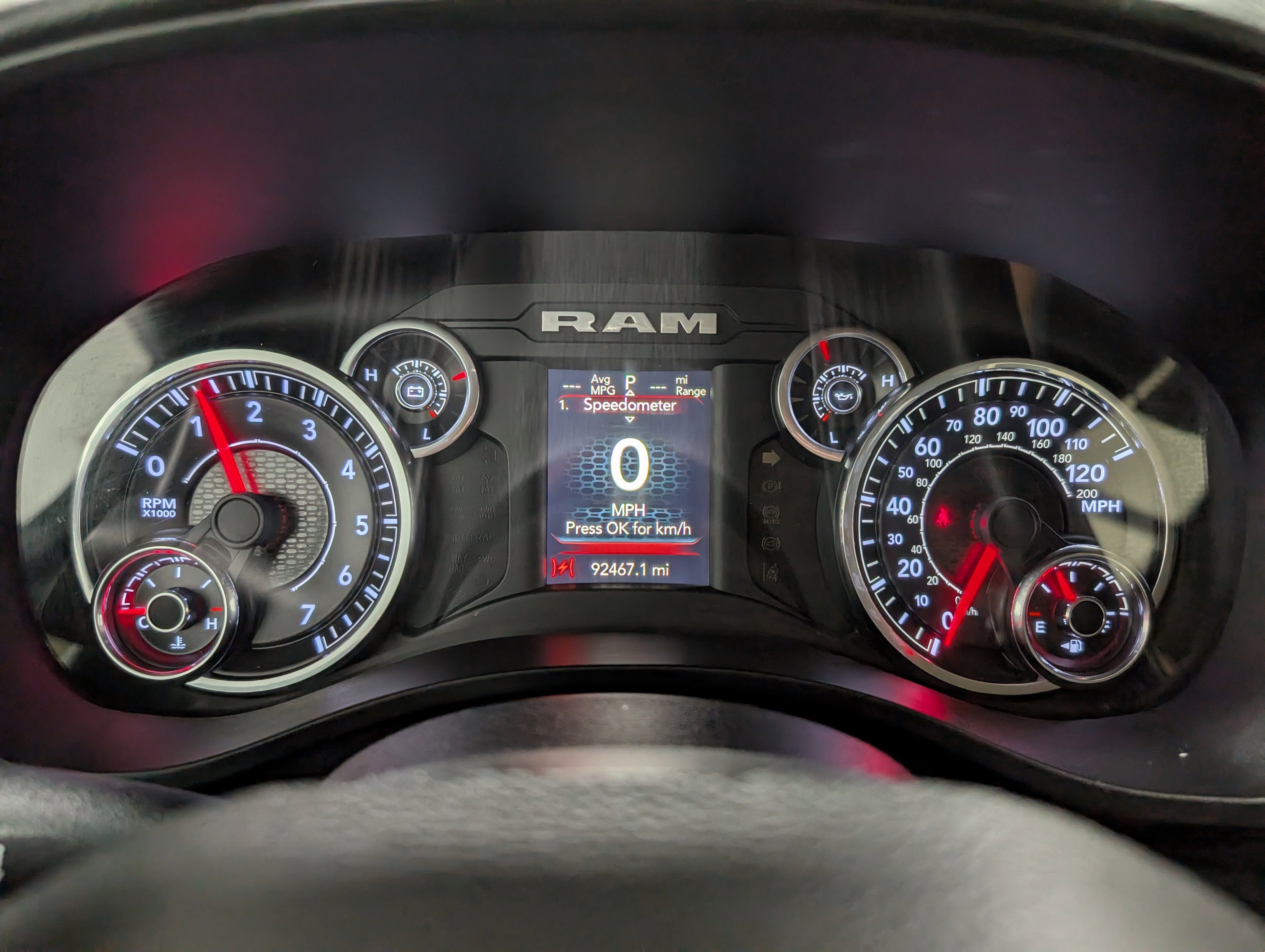 2020 RAM 1500 Big Horn Crew Cab 4x4 5'7" Box