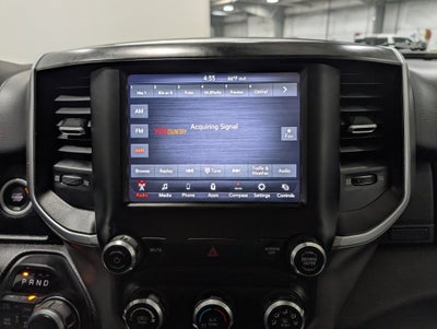 2020 RAM 1500 Big Horn Crew Cab 4x4 5'7" Box