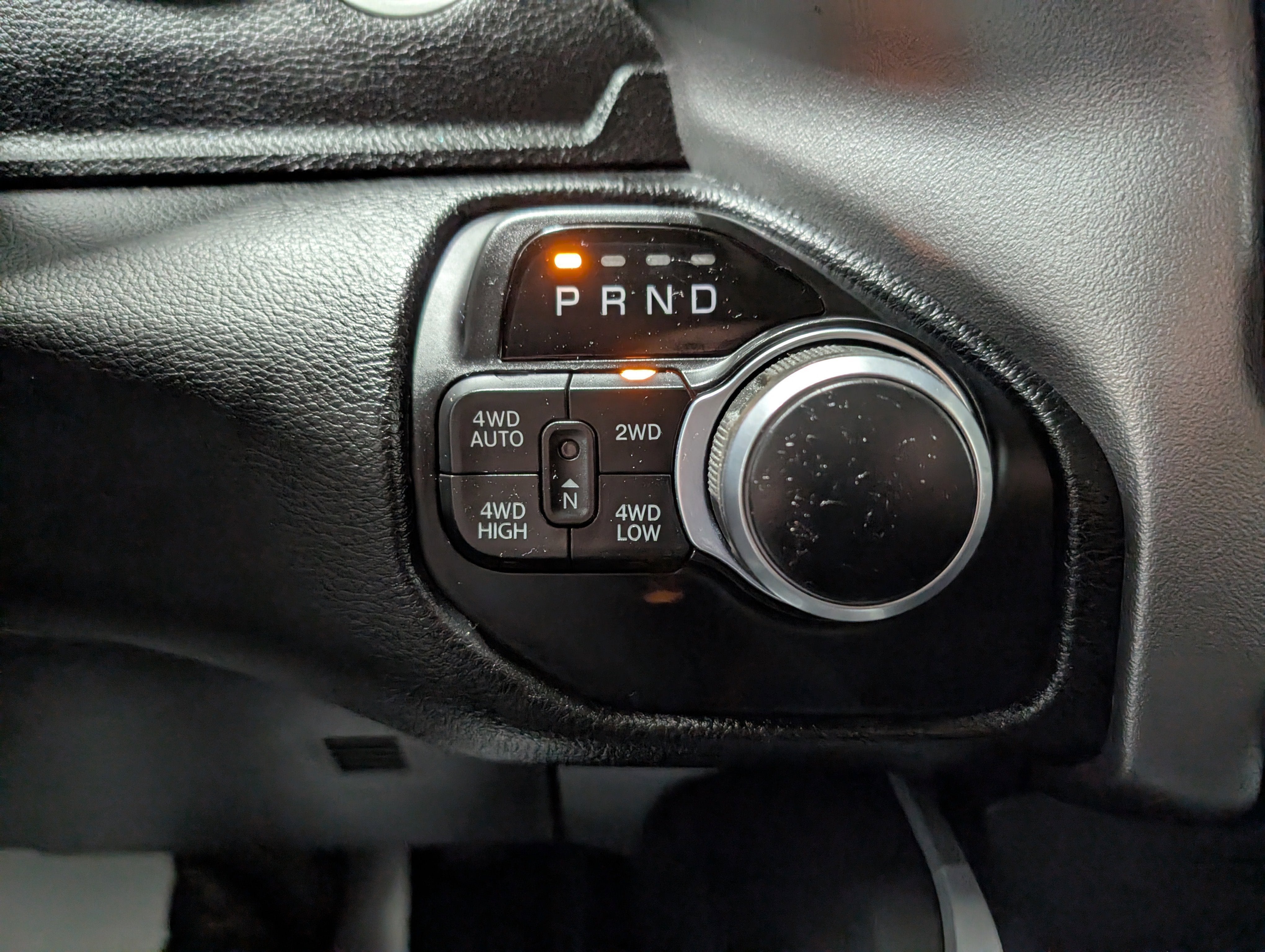 2020 RAM 1500 Big Horn Crew Cab 4x4 5'7" Box