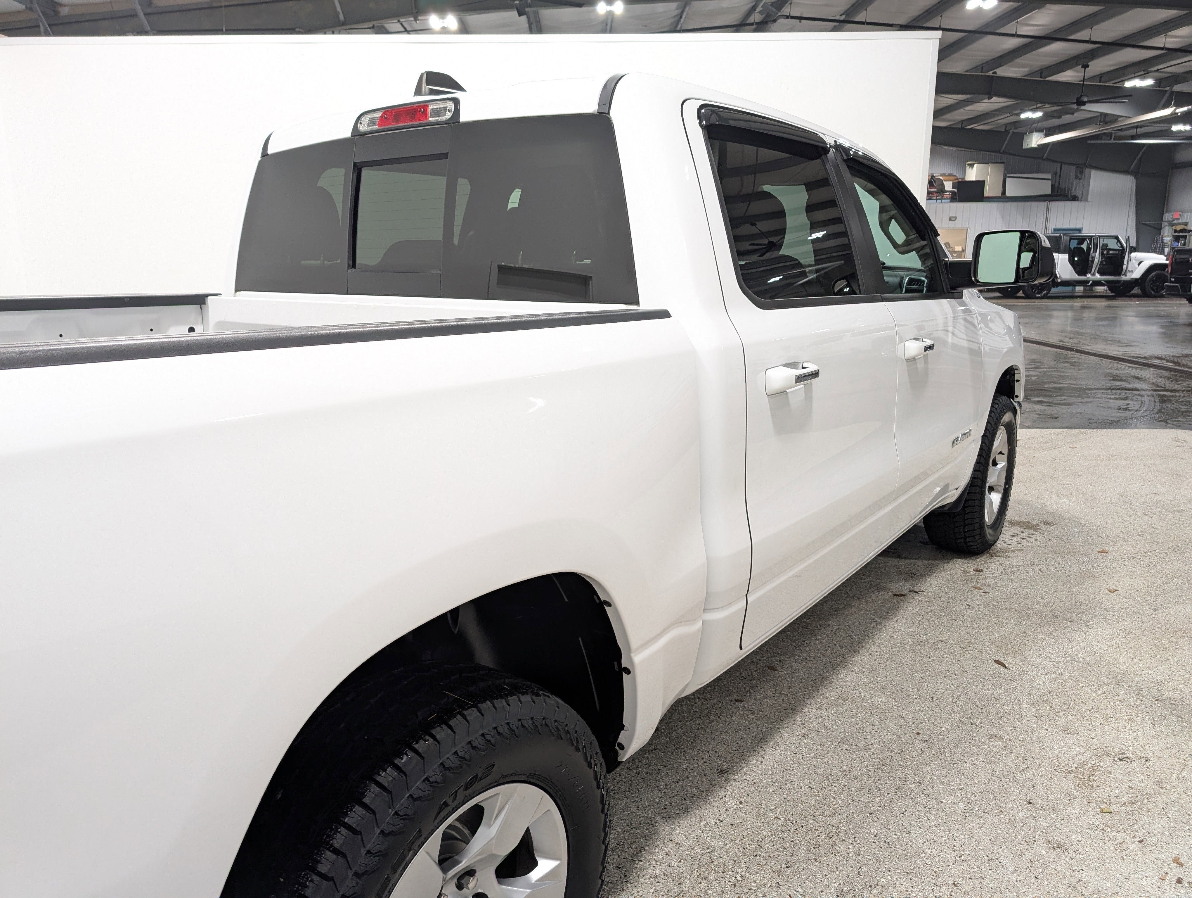 2020 RAM 1500 Big Horn Crew Cab 4x4 5'7" Box