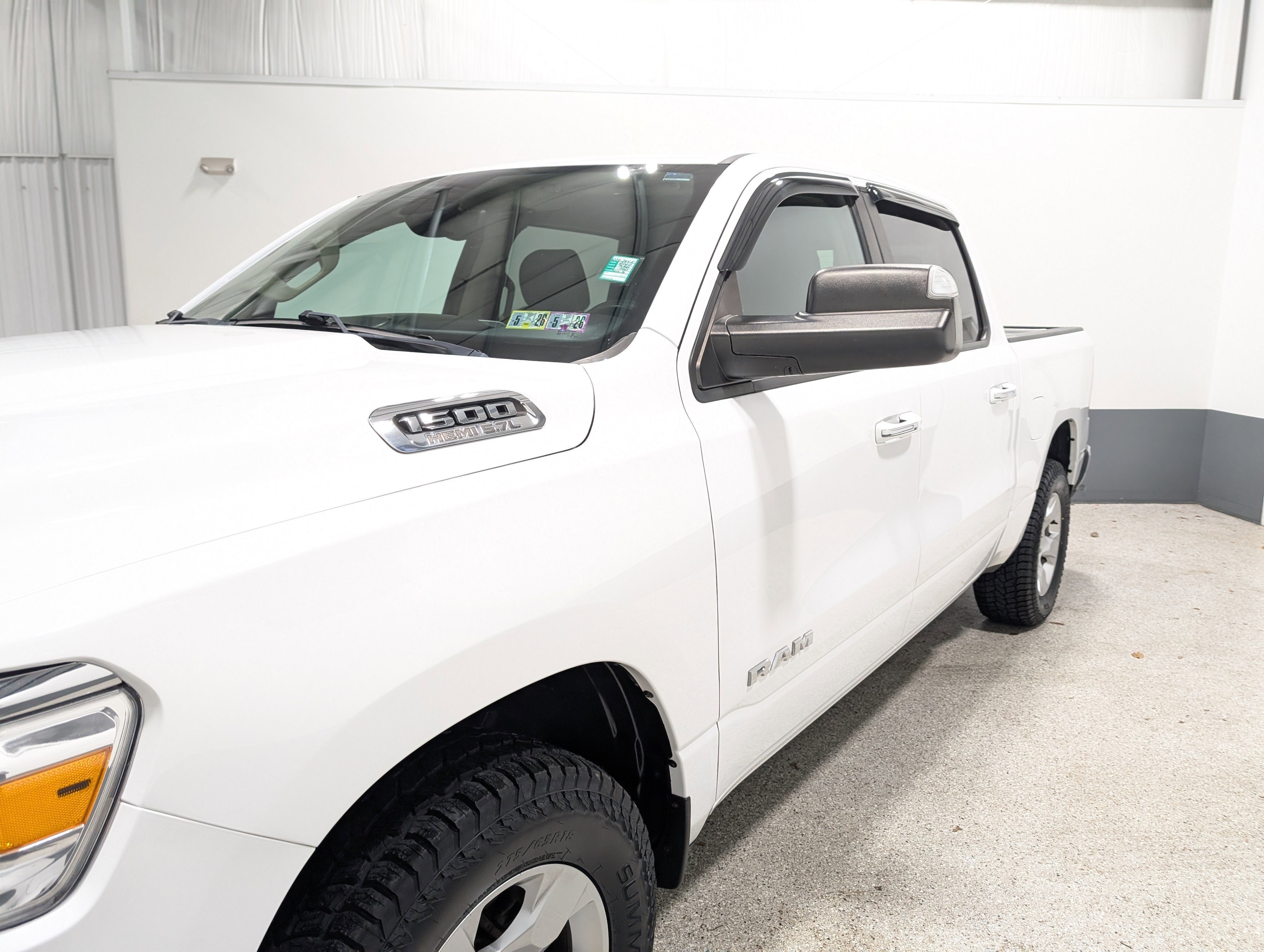 2020 RAM 1500 Big Horn Crew Cab 4x4 5'7" Box