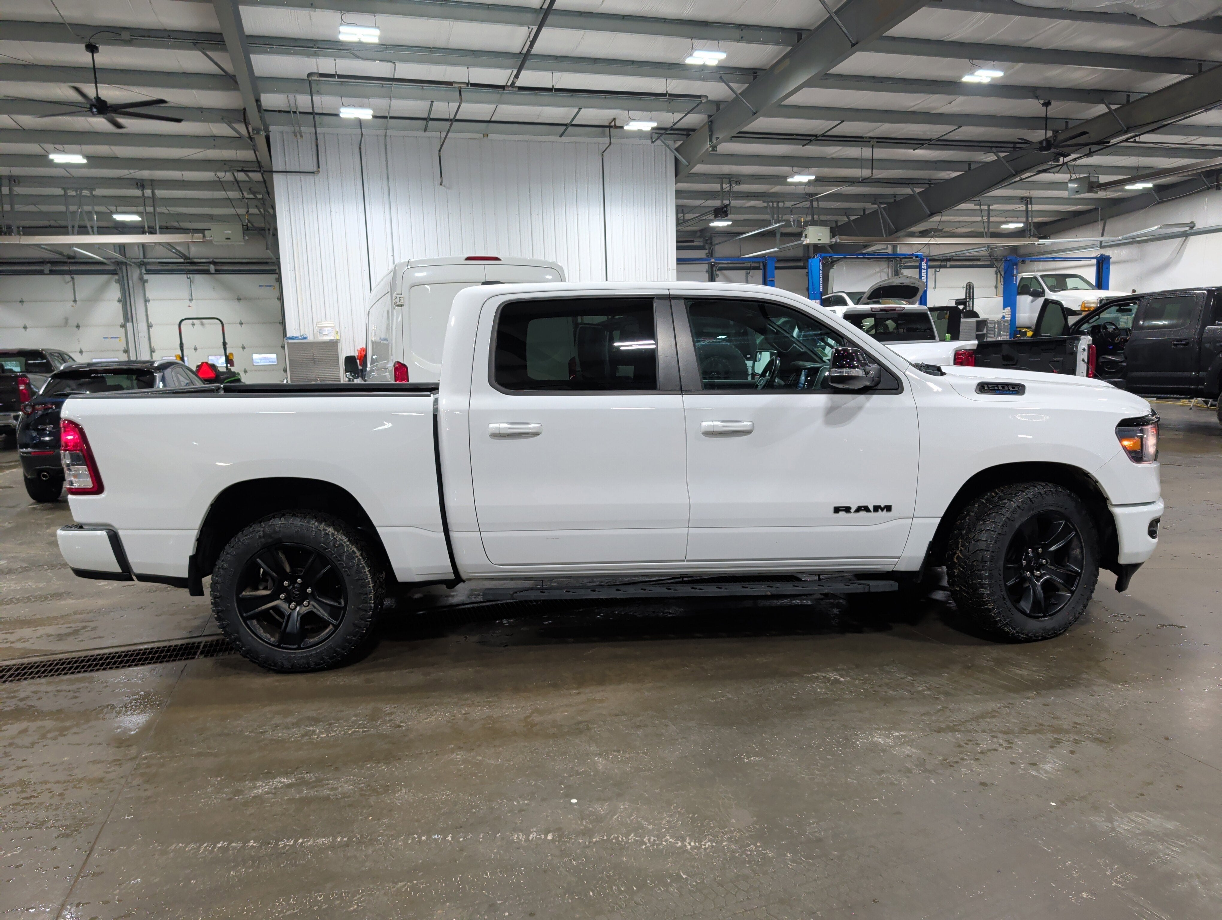 2021 RAM 1500 Big Horn Crew Cab 4x4 5'7" Box