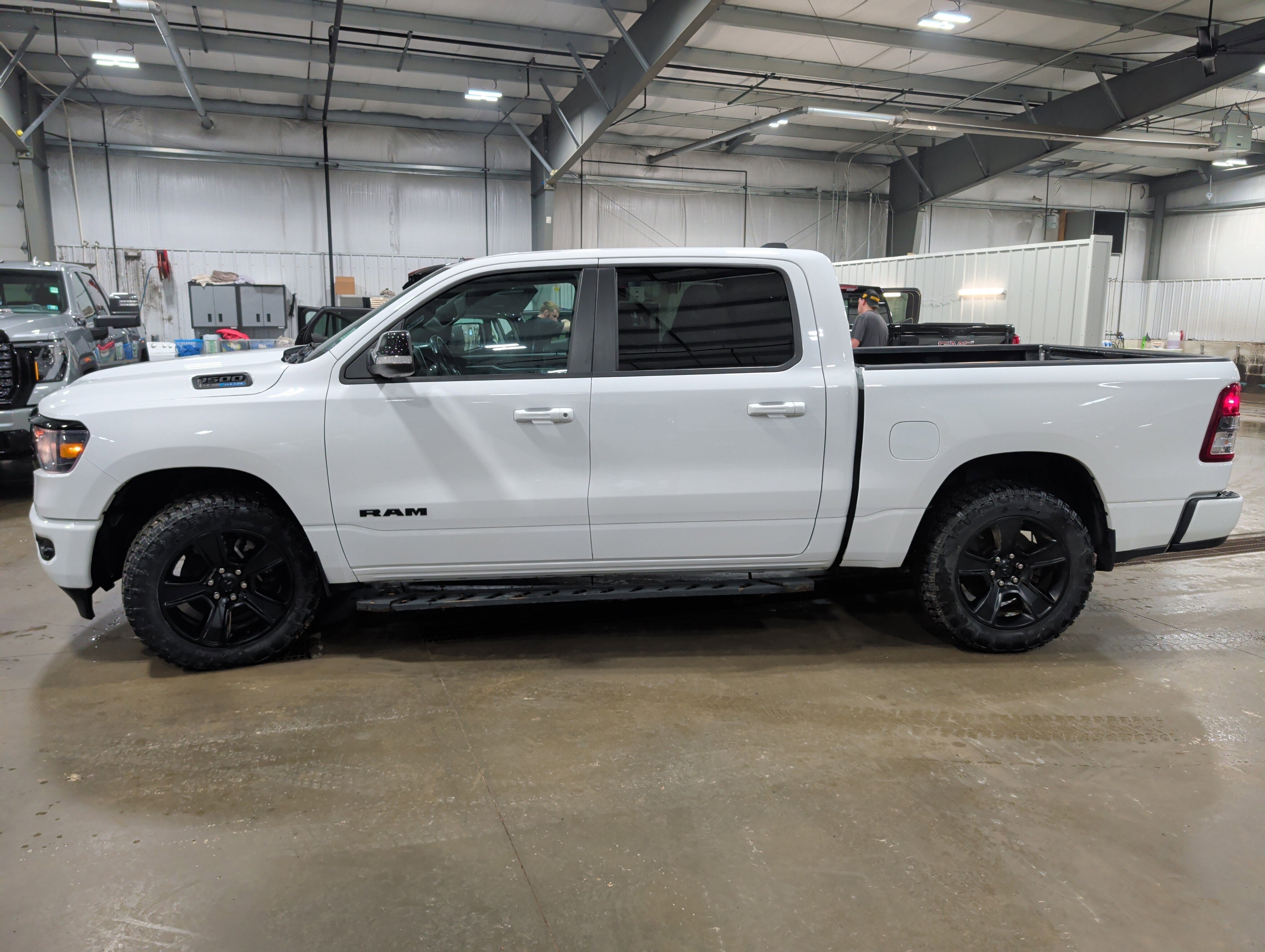 2021 RAM 1500 Big Horn Crew Cab 4x4 5'7" Box
