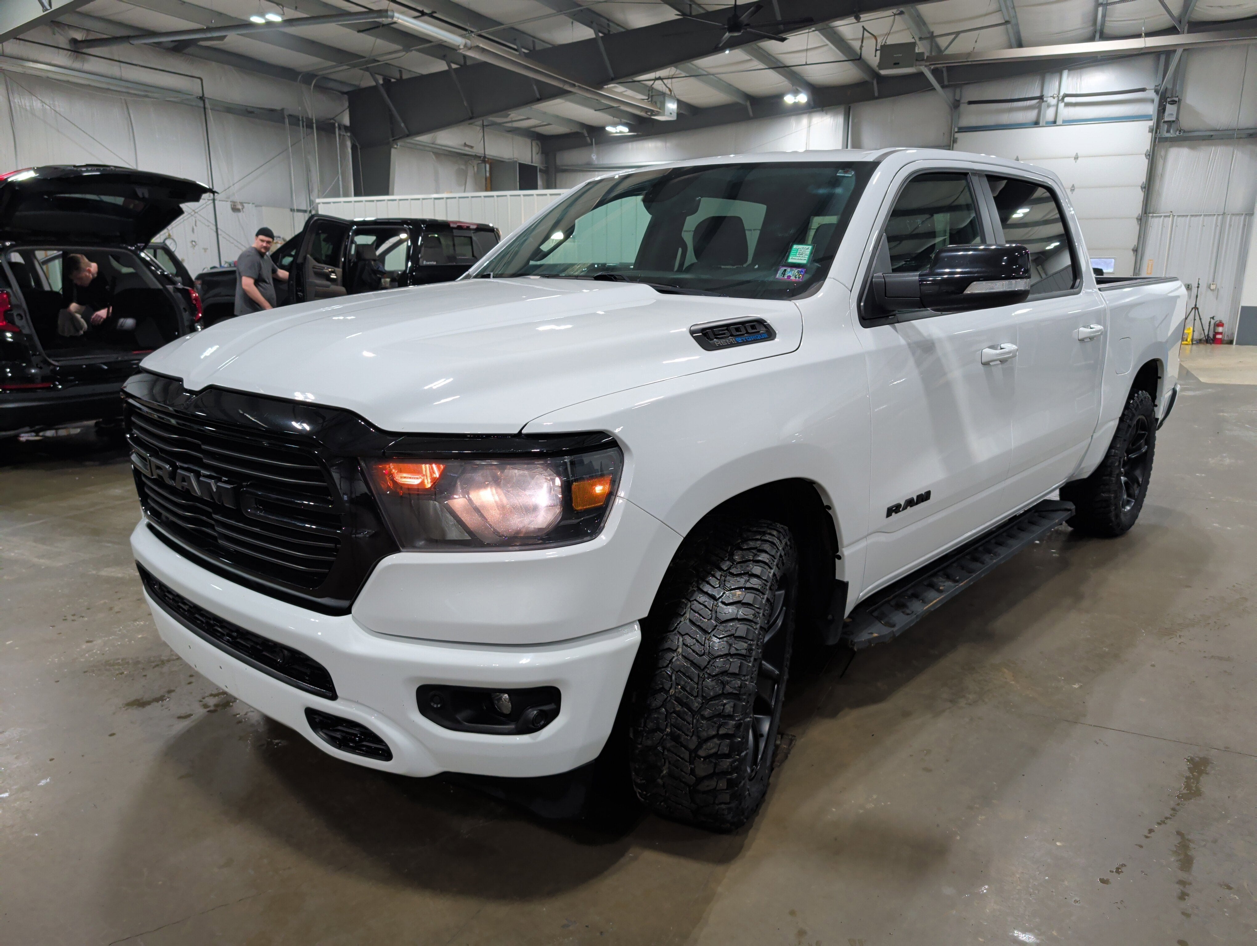 2021 RAM 1500 Big Horn Crew Cab 4x4 5'7" Box
