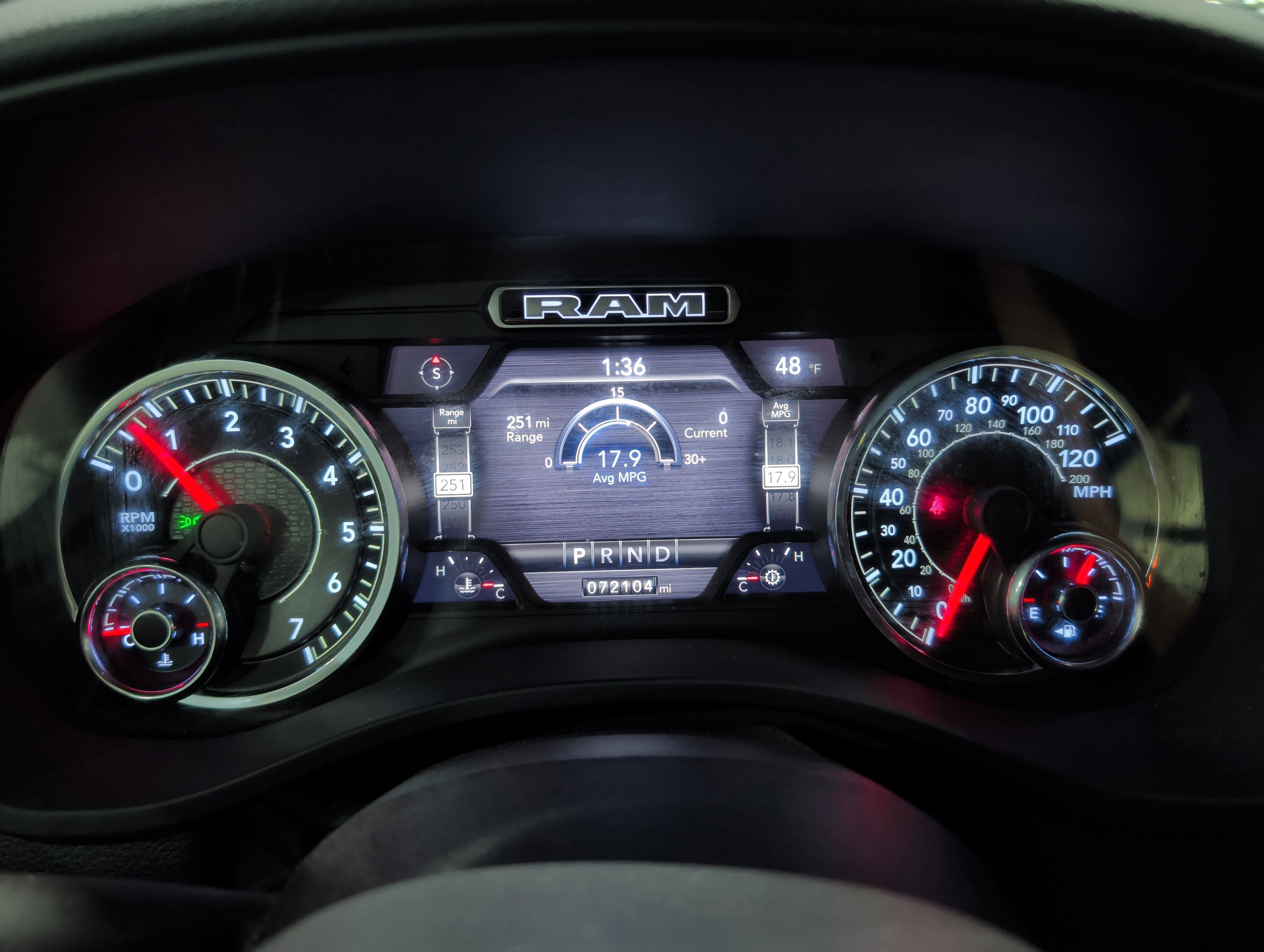 2021 RAM 1500 Big Horn Crew Cab 4x4 5'7" Box