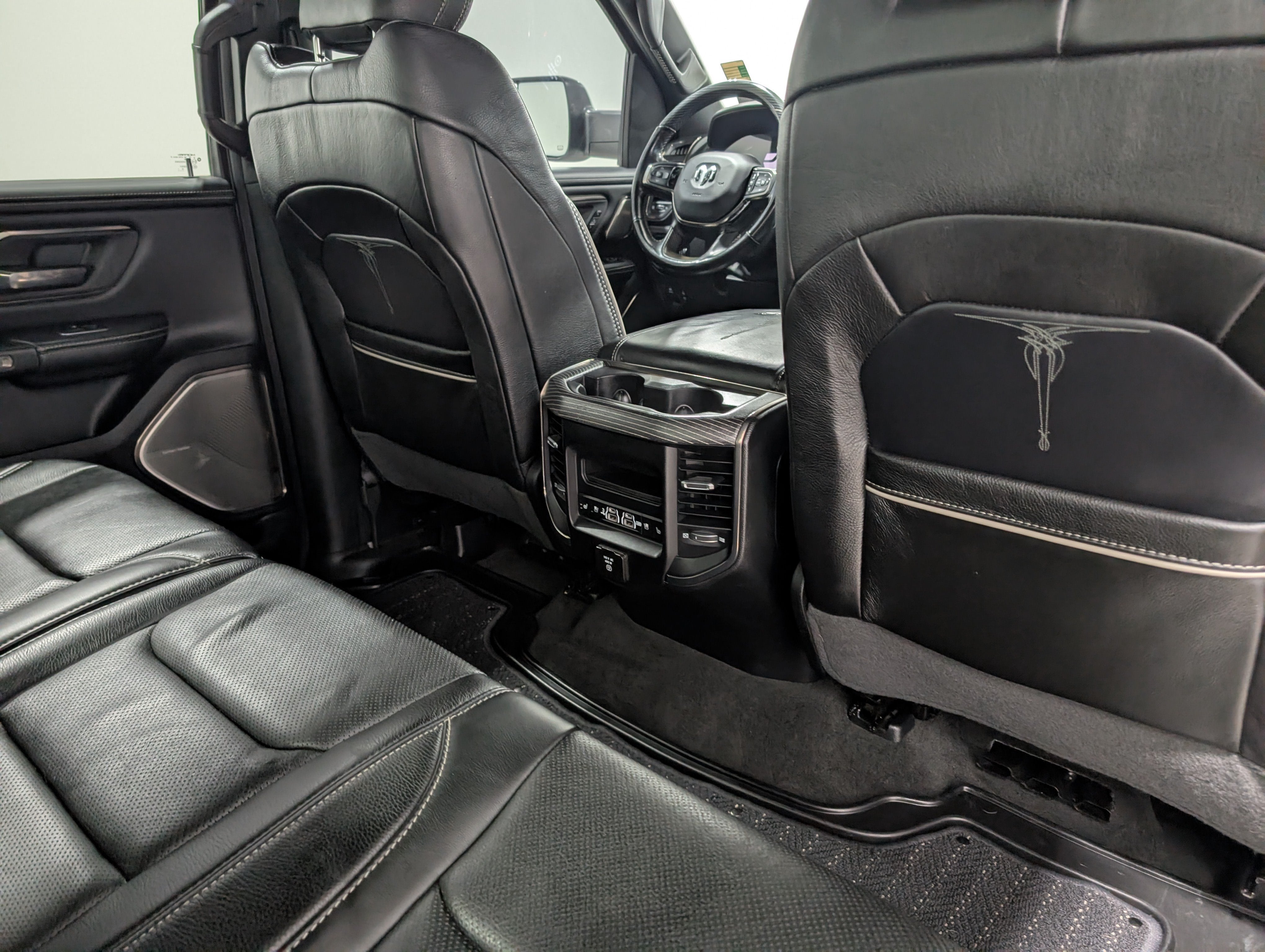 2020 RAM 1500 Limited Crew Cab 4x4 5'7" Box
