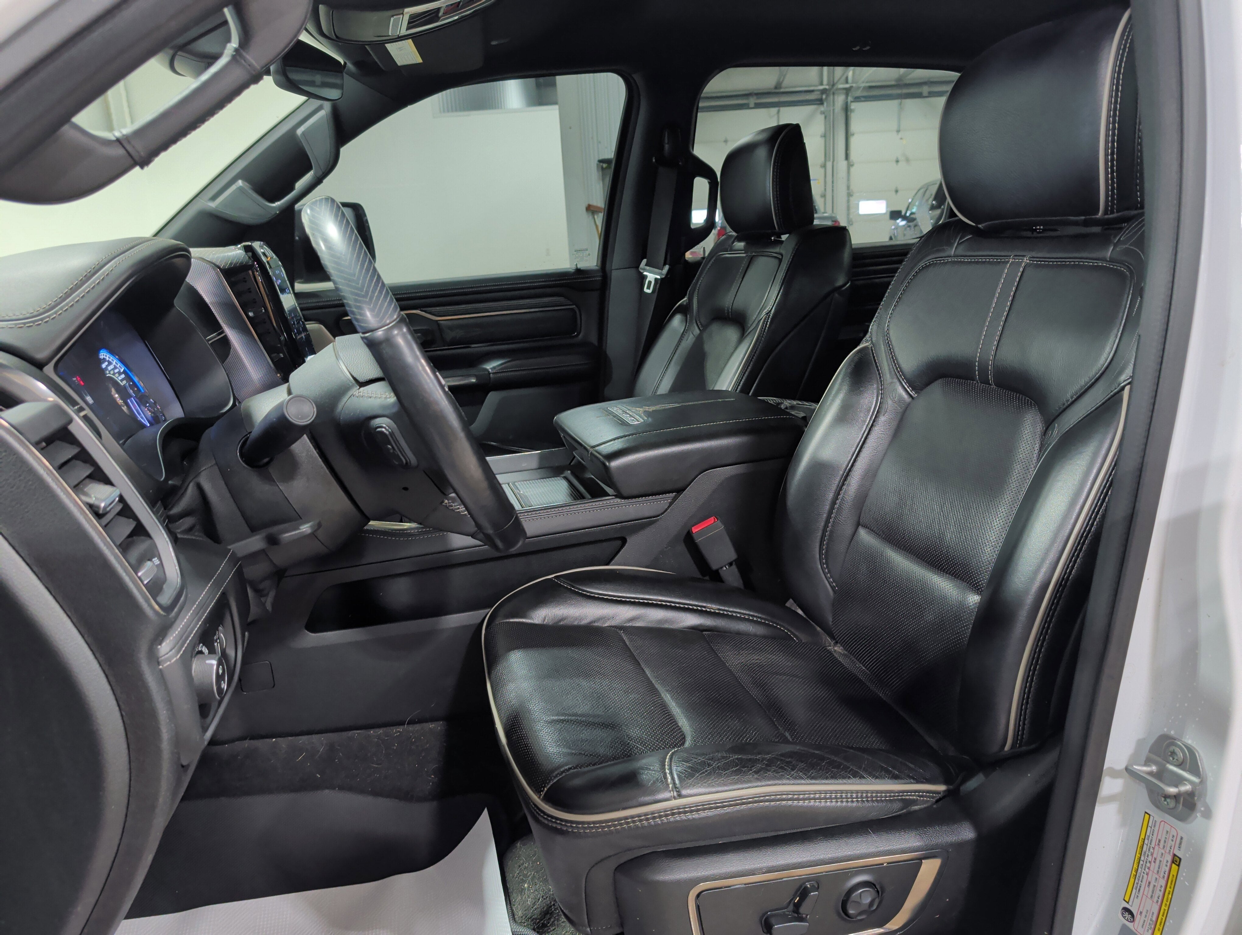 2020 RAM 1500 Limited Crew Cab 4x4 5'7" Box