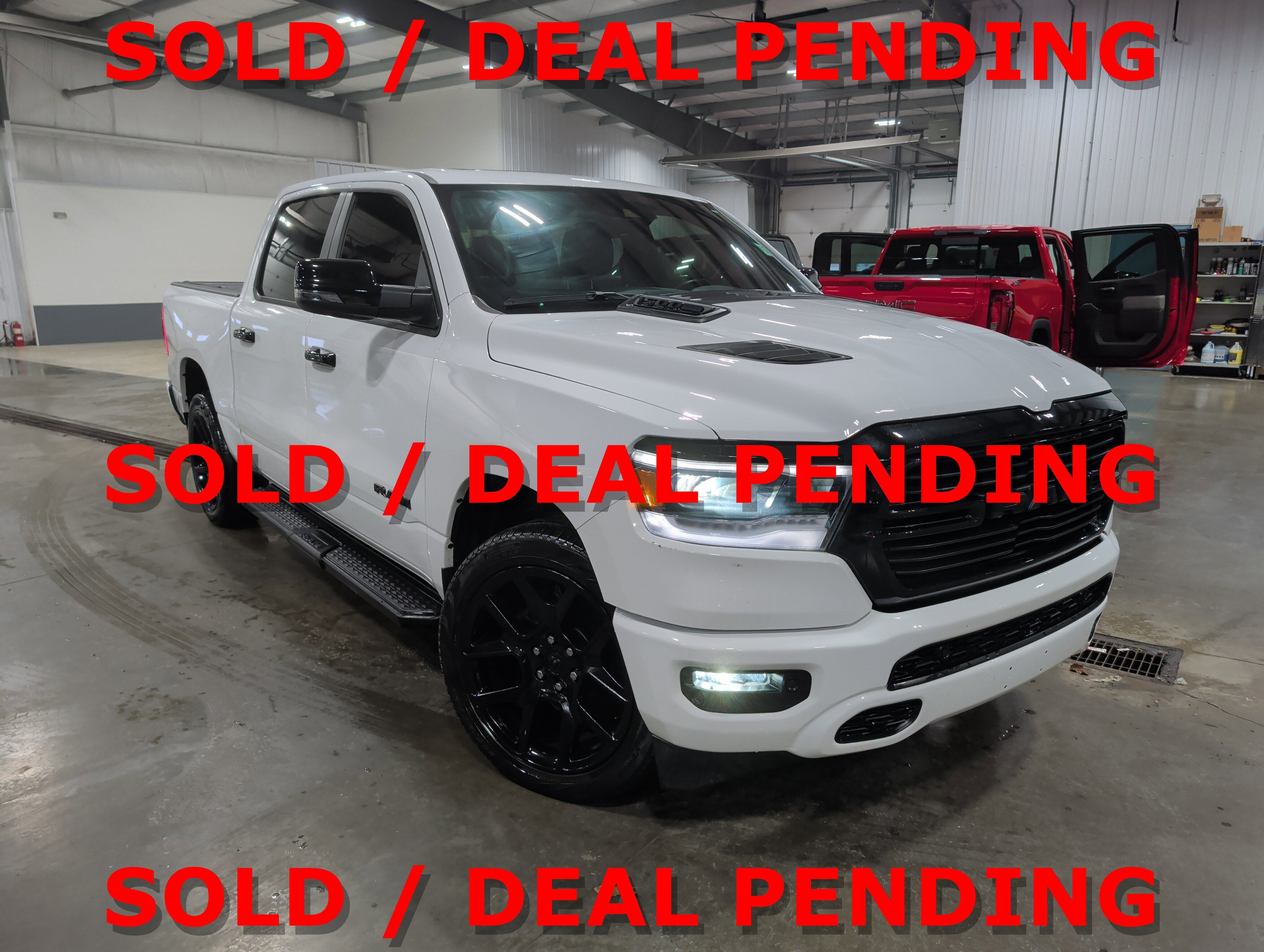 2023 RAM 1500 Laramie Crew Cab 4x4 5'7" Box