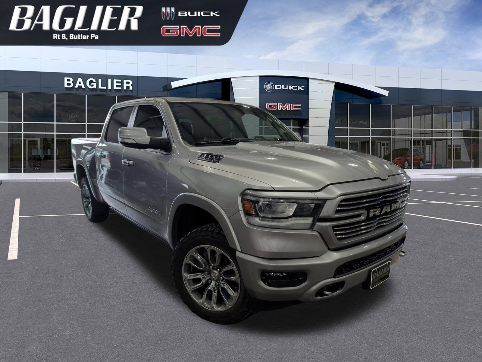 2021 RAM 1500 Laramie Crew Cab 4x4 5'7" Box
