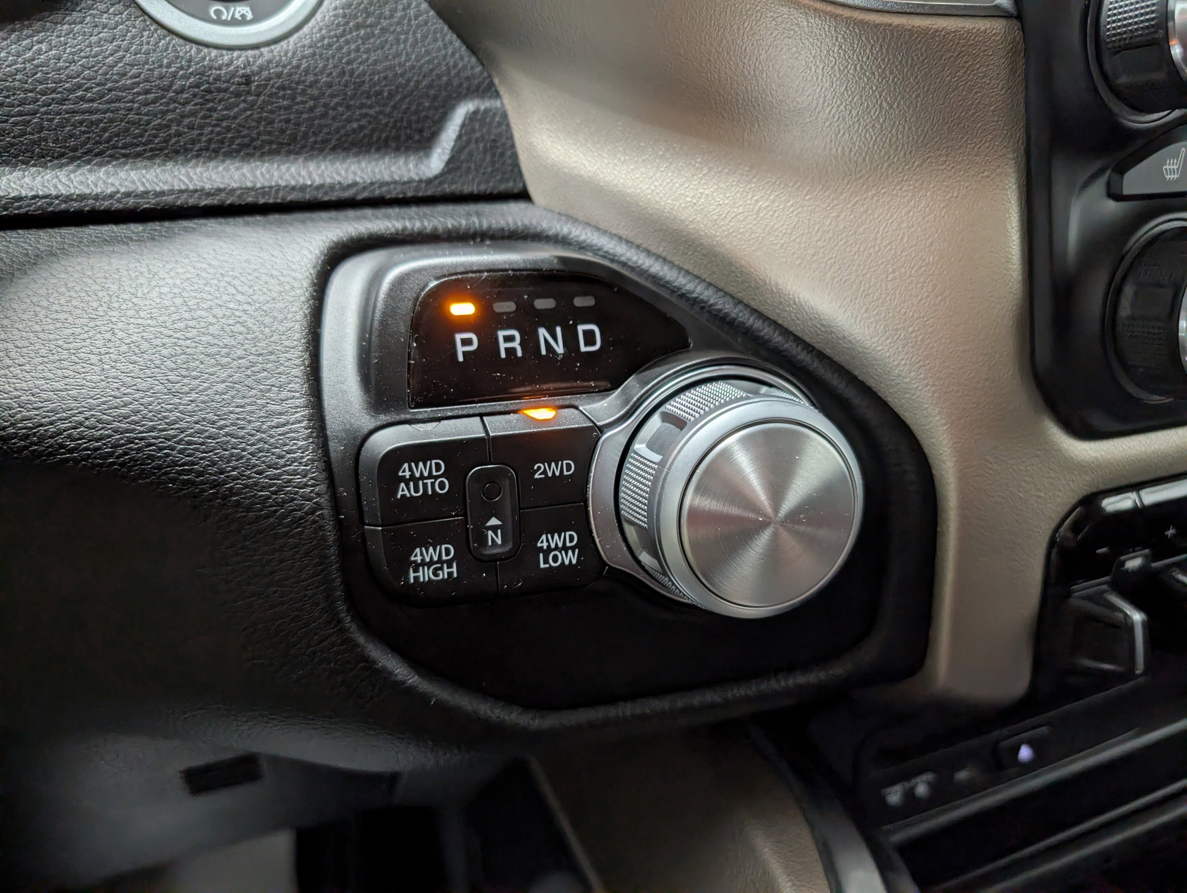 2019 RAM 1500 Laramie Crew Cab 4x4 5'7" Box