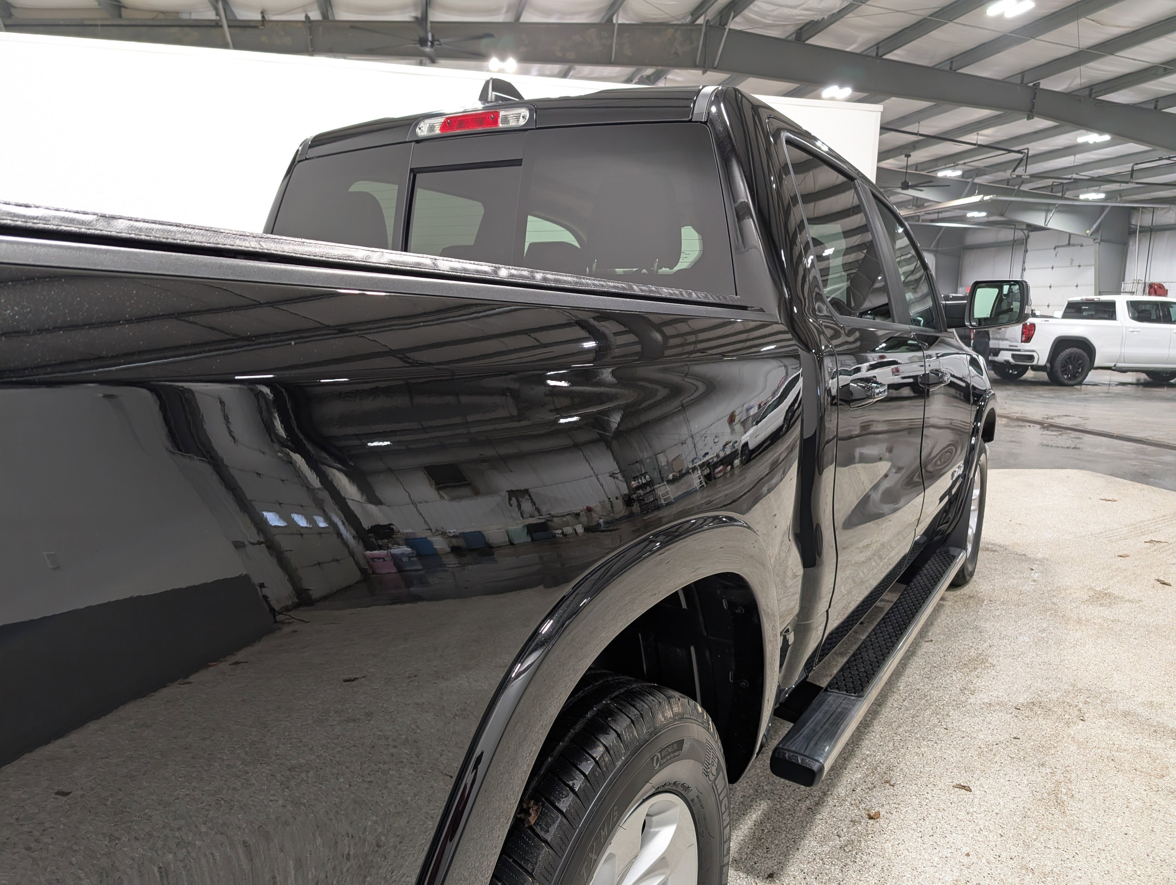 2019 RAM 1500 Laramie Crew Cab 4x4 5'7" Box