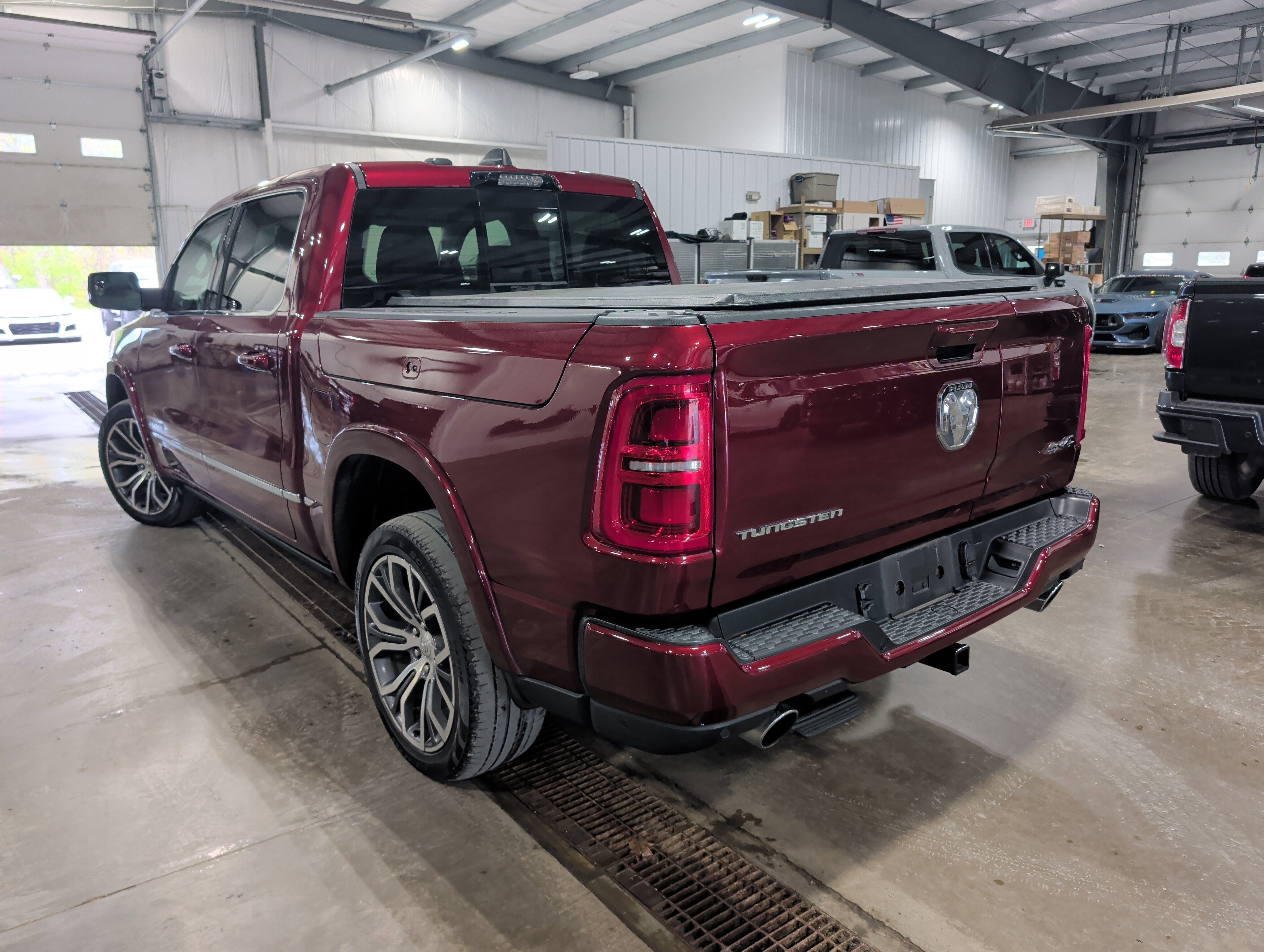 2025 RAM 1500 Tungsten Crew Cab 4x4 5'7" Box