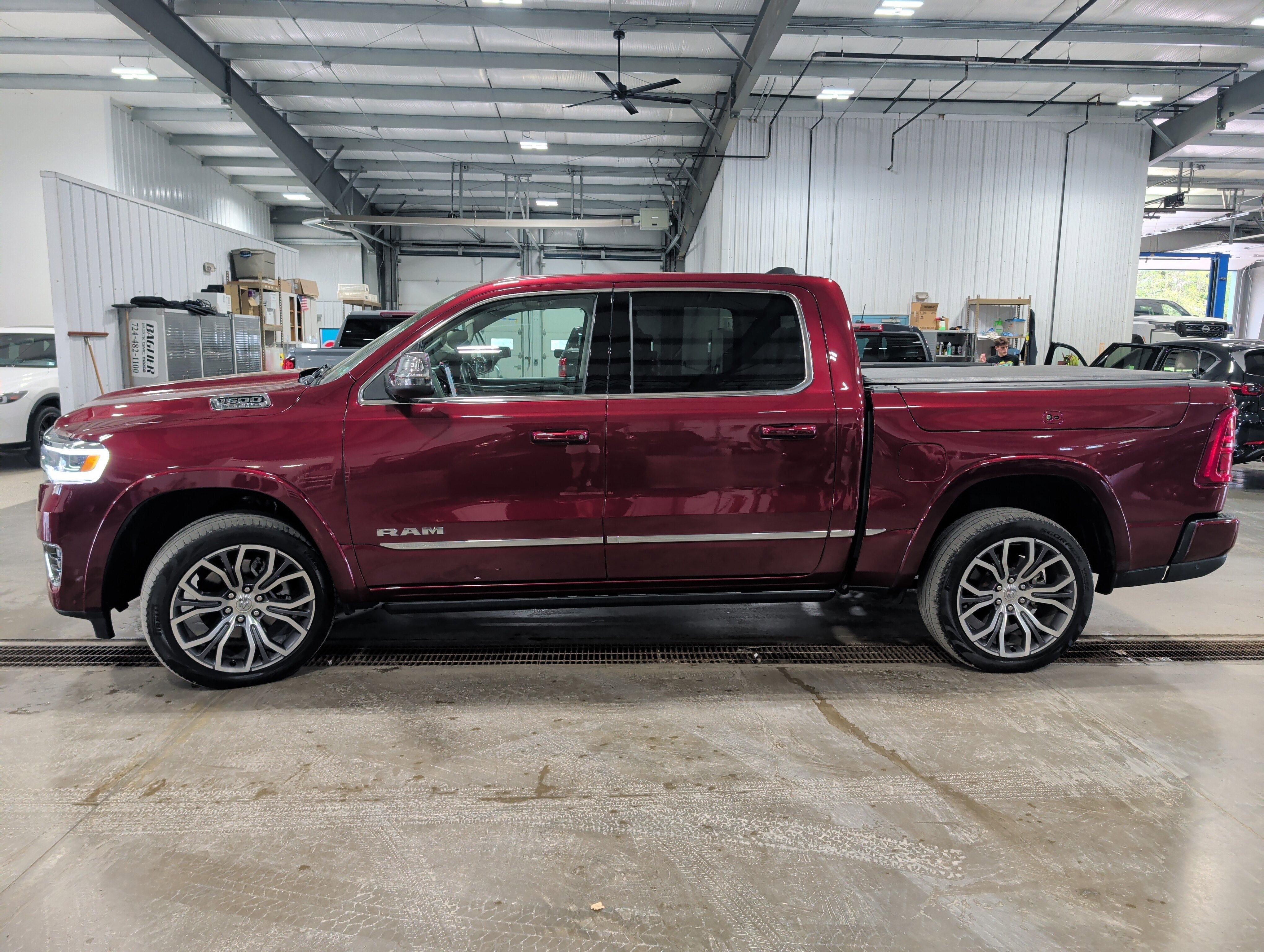 2025 RAM 1500 Tungsten Crew Cab 4x4 5'7" Box