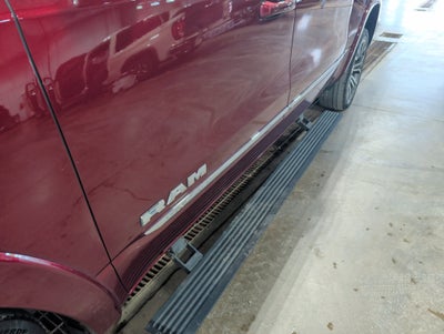 2025 RAM 1500 Tungsten Crew Cab 4x4 5'7" Box