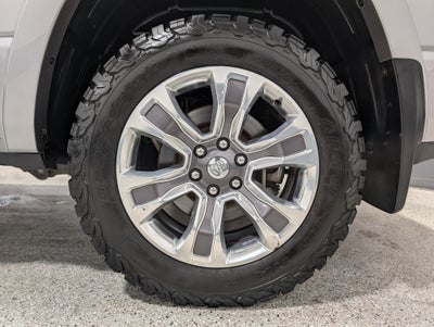 2019 RAM 1500 Longhorn Crew Cab 4x4 5'7" Box