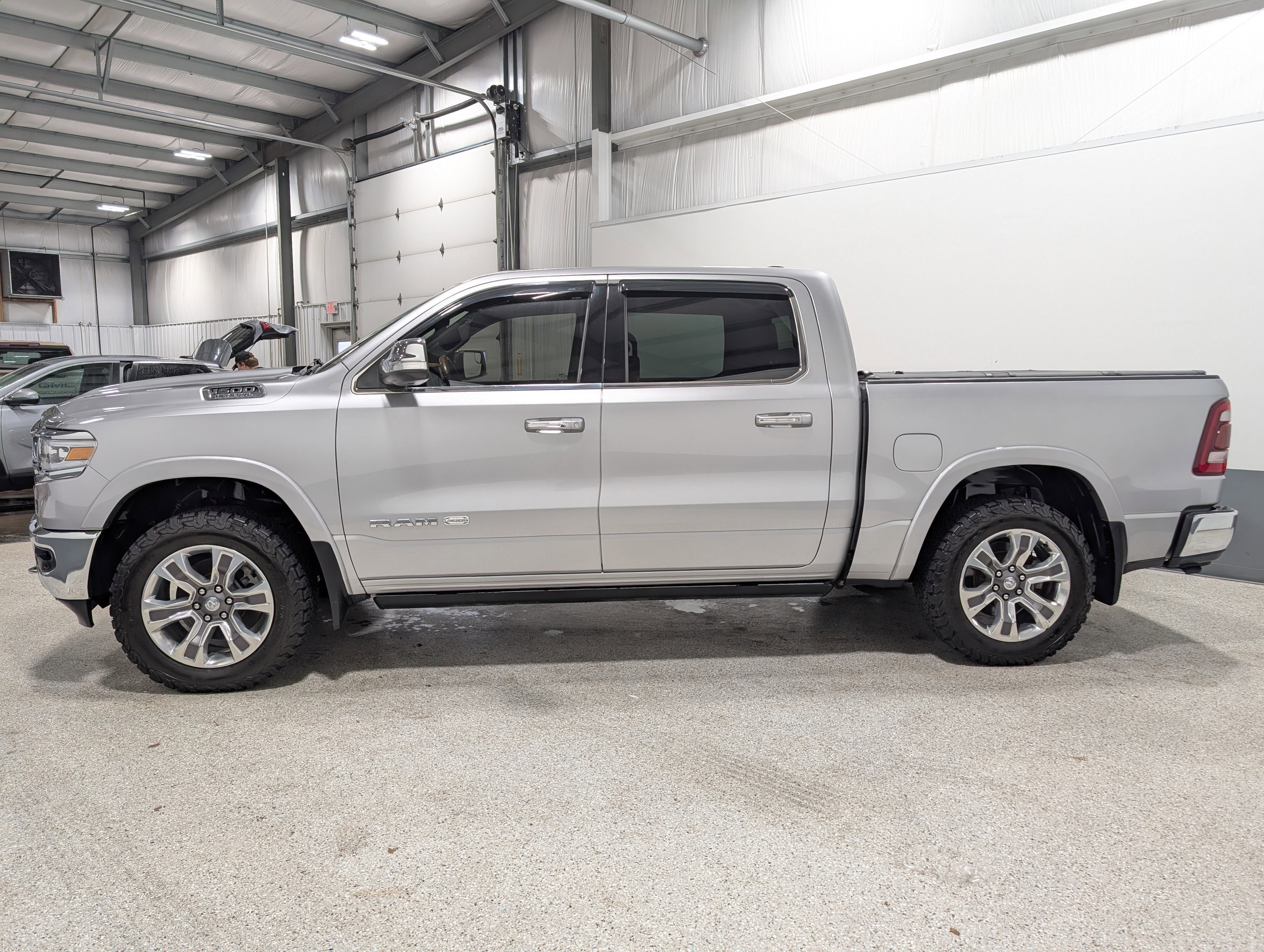 2019 RAM 1500 Longhorn Crew Cab 4x4 5'7" Box