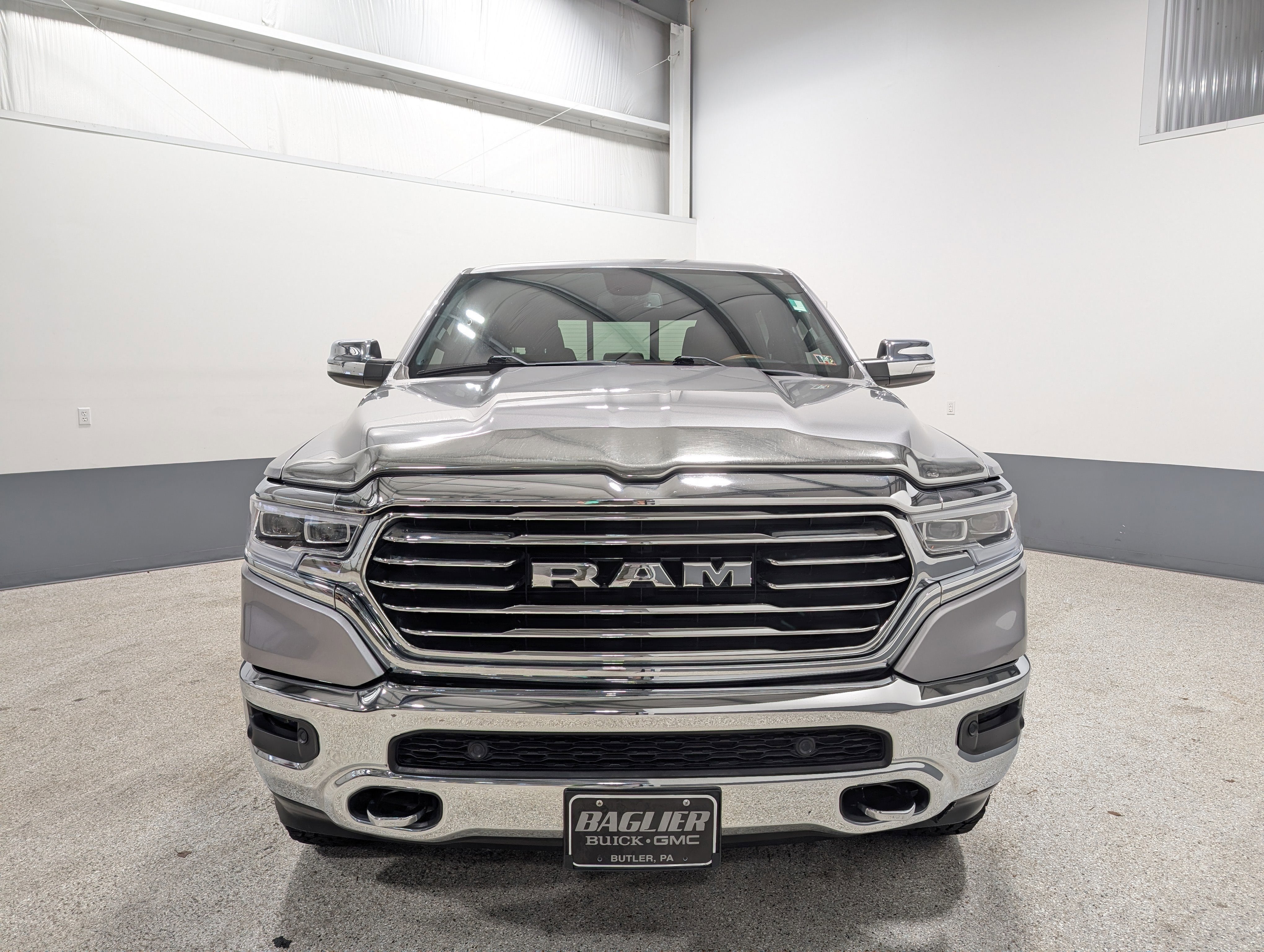 2019 RAM 1500 Longhorn Crew Cab 4x4 5'7" Box