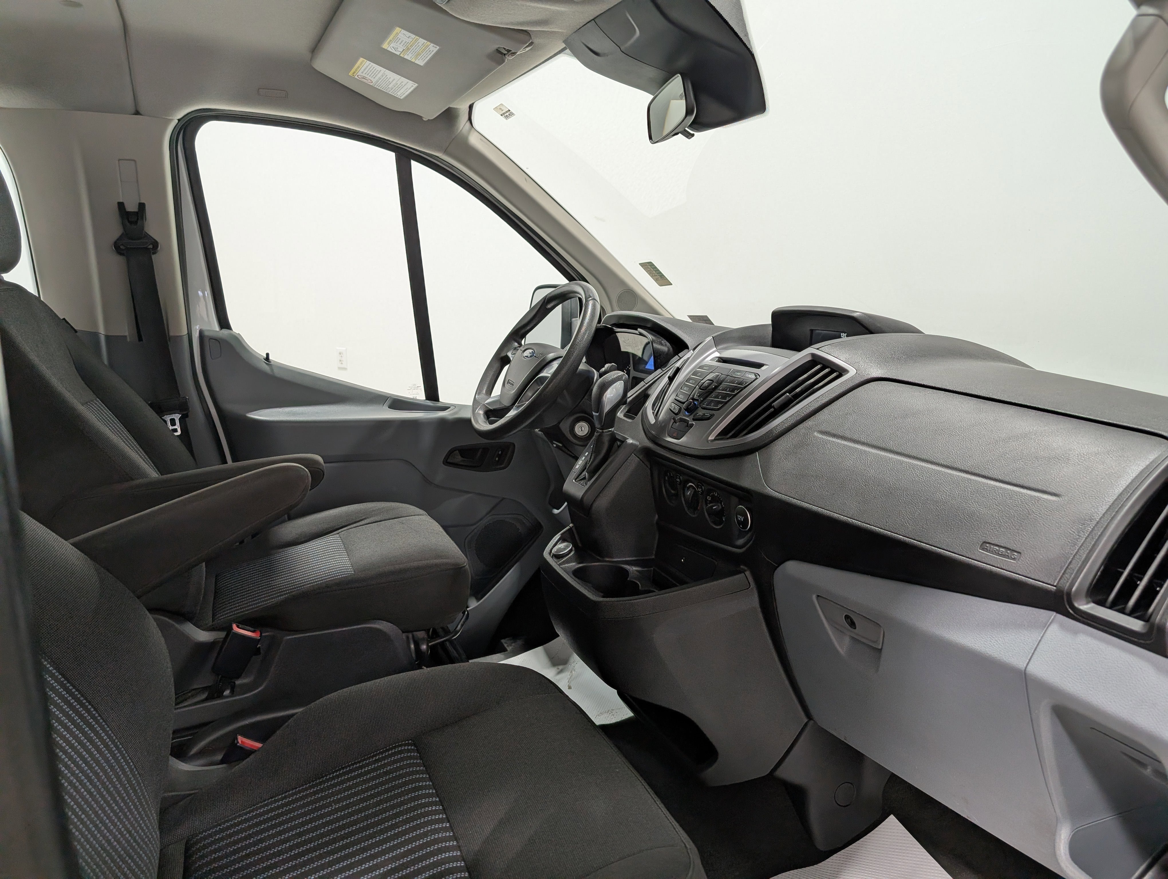 2018 Ford Transit Passenger Wagon XL