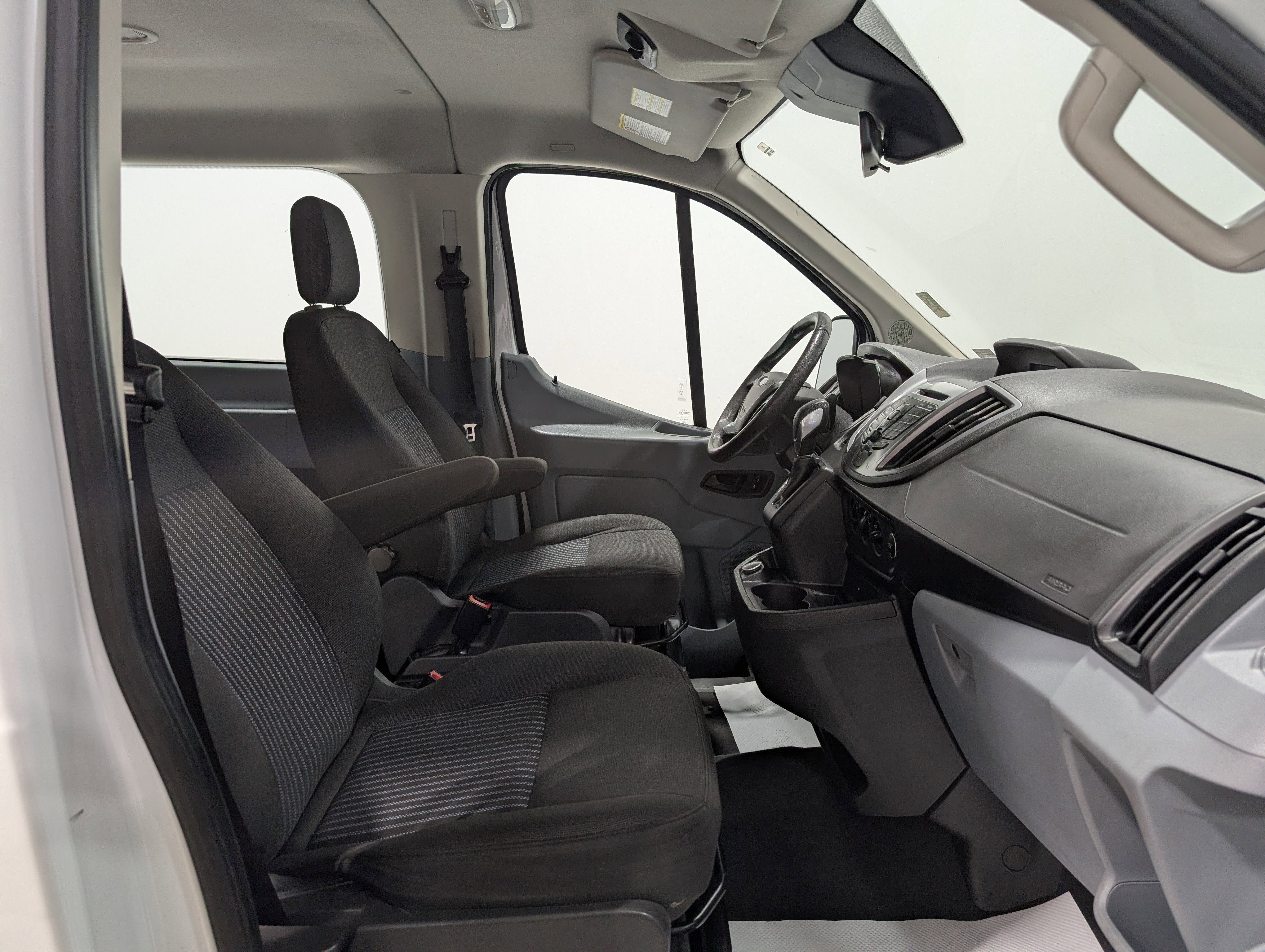 2018 Ford Transit Passenger Wagon XL