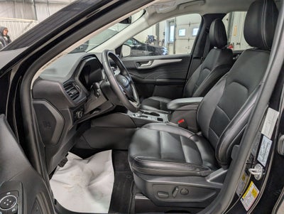 2025 Ford Escape Platinum