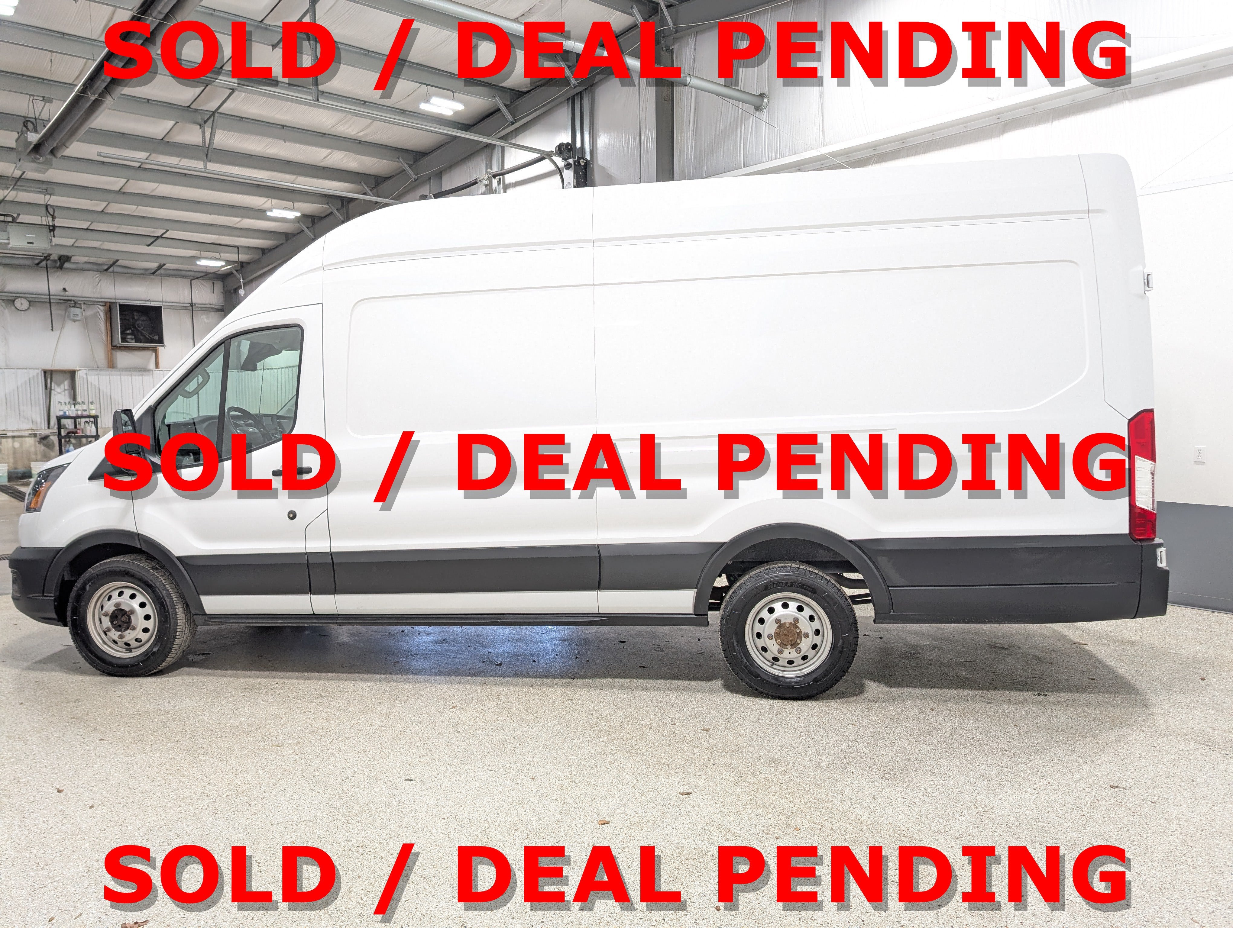 2022 Ford Transit Cargo Van Base