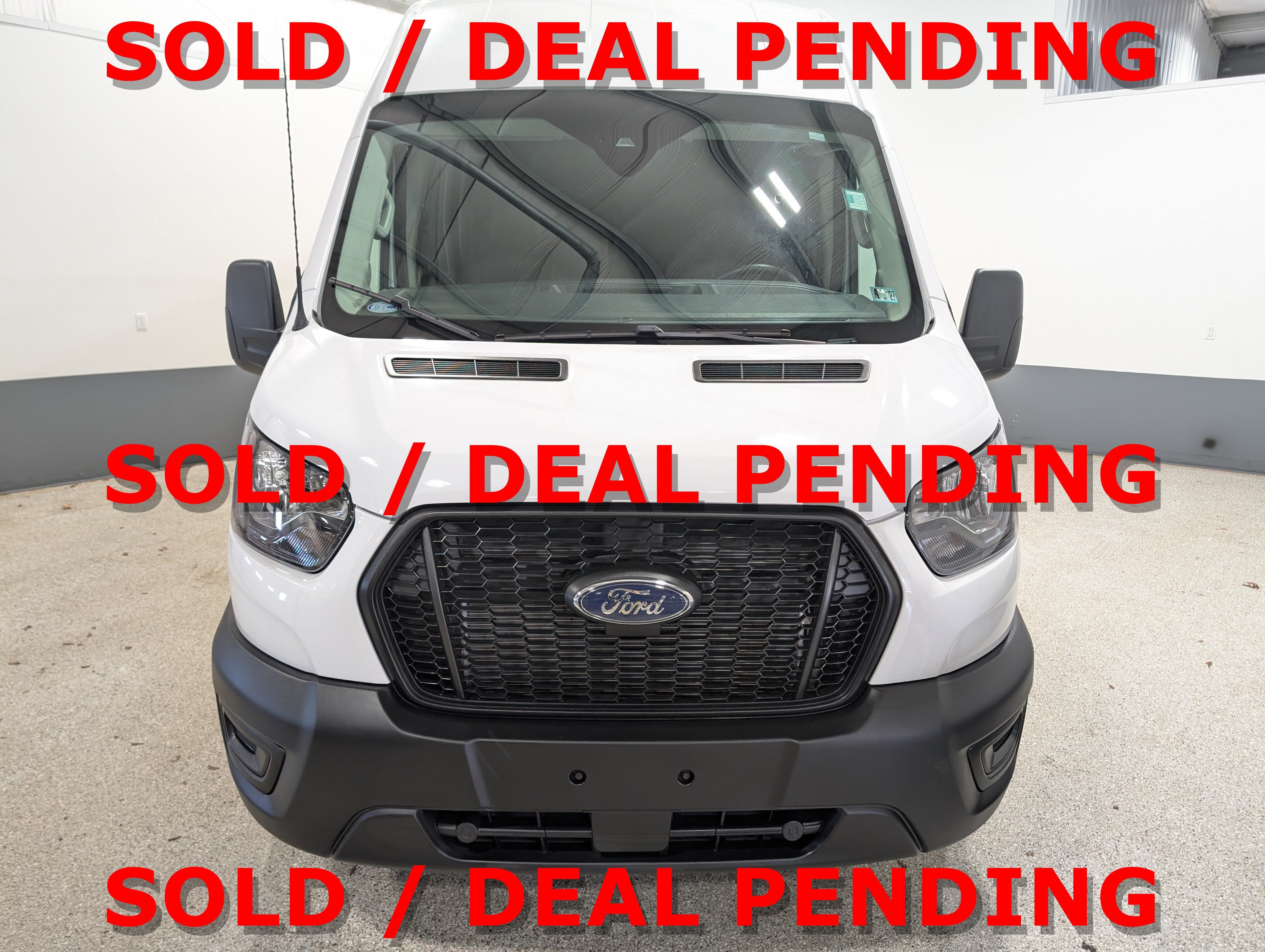 2022 Ford Transit Cargo Van Base