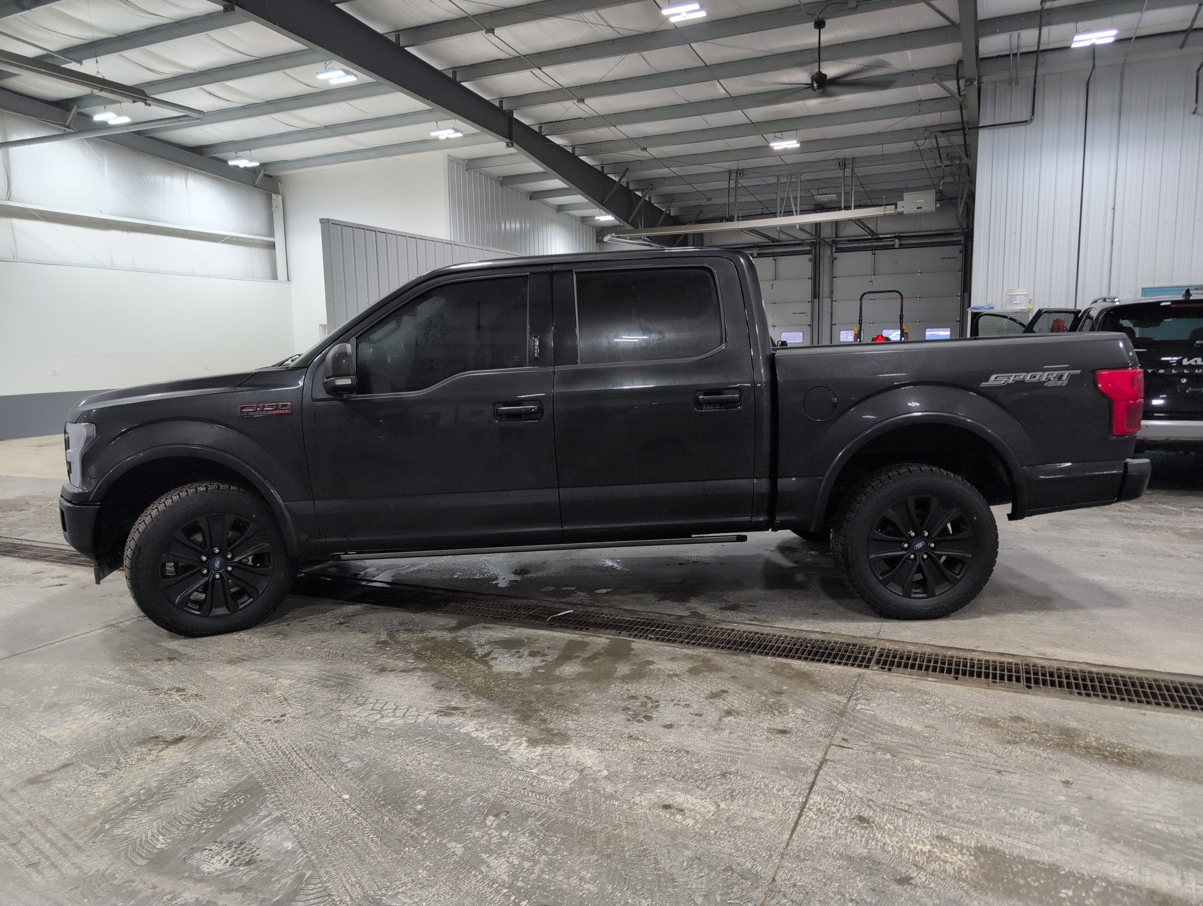 2020 Ford F-150 LARIAT