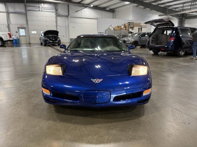 2004 Chevrolet Corvette Base