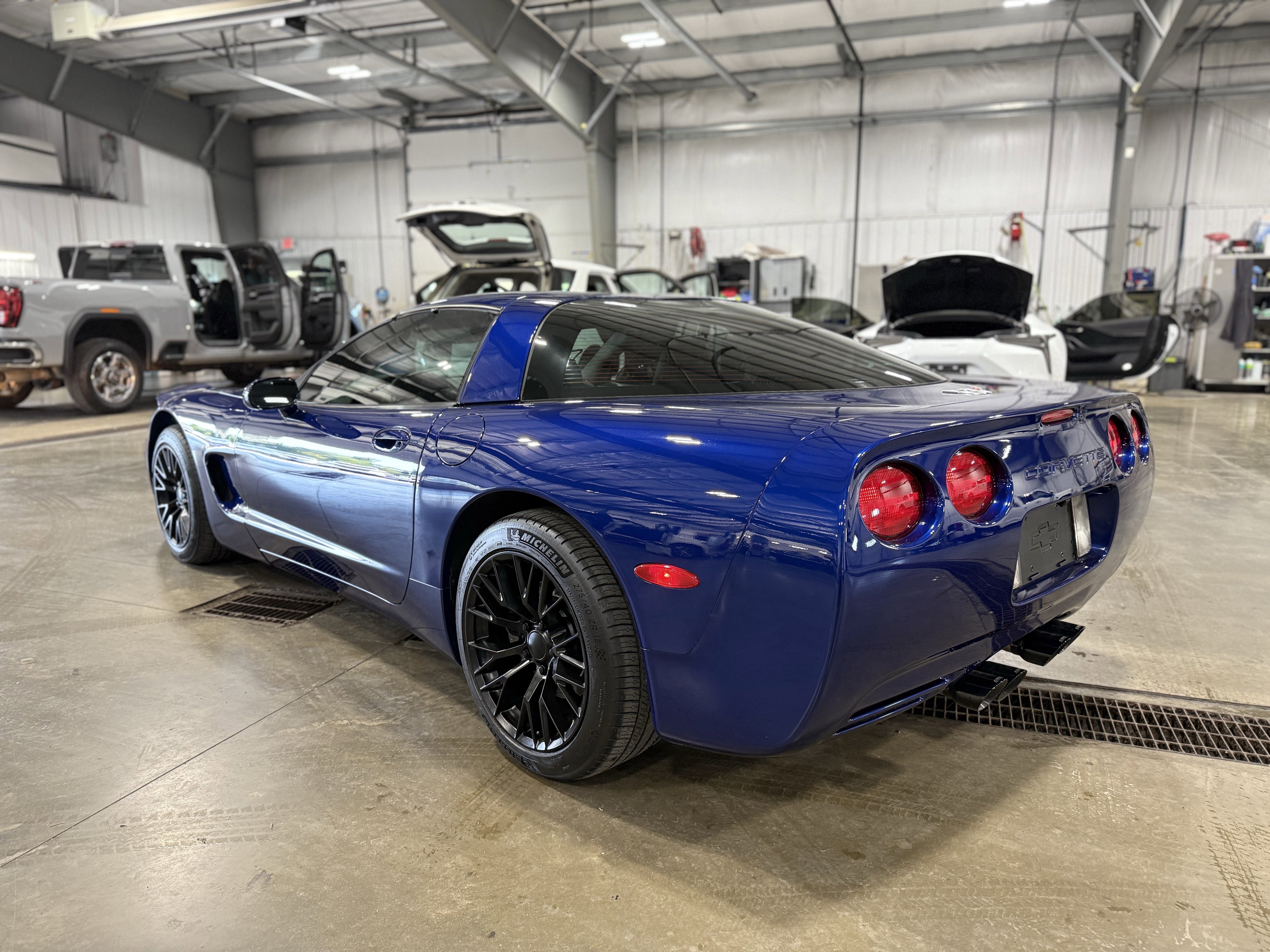 2004 Chevrolet Corvette Base