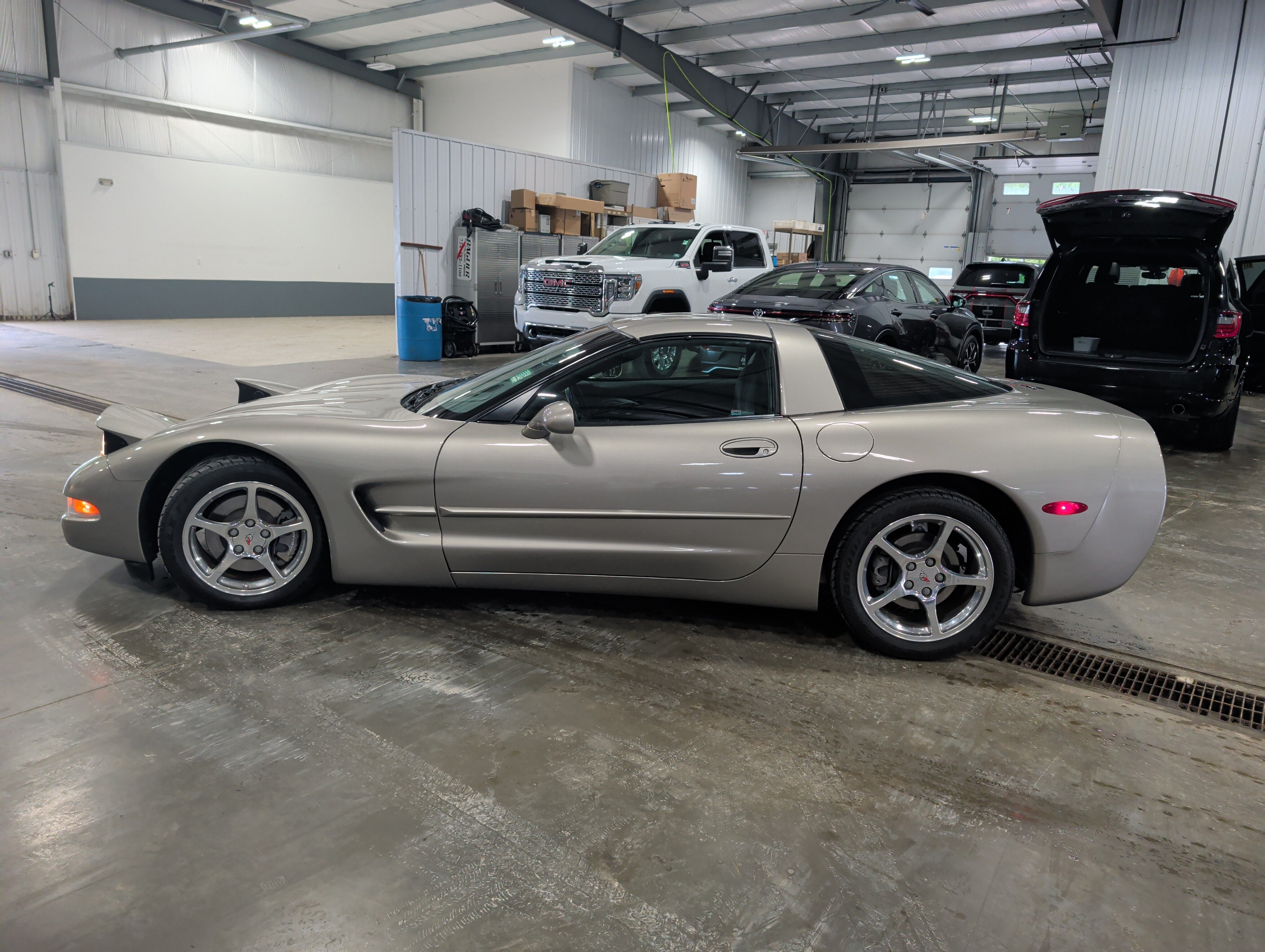 2002 Chevrolet Corvette Base