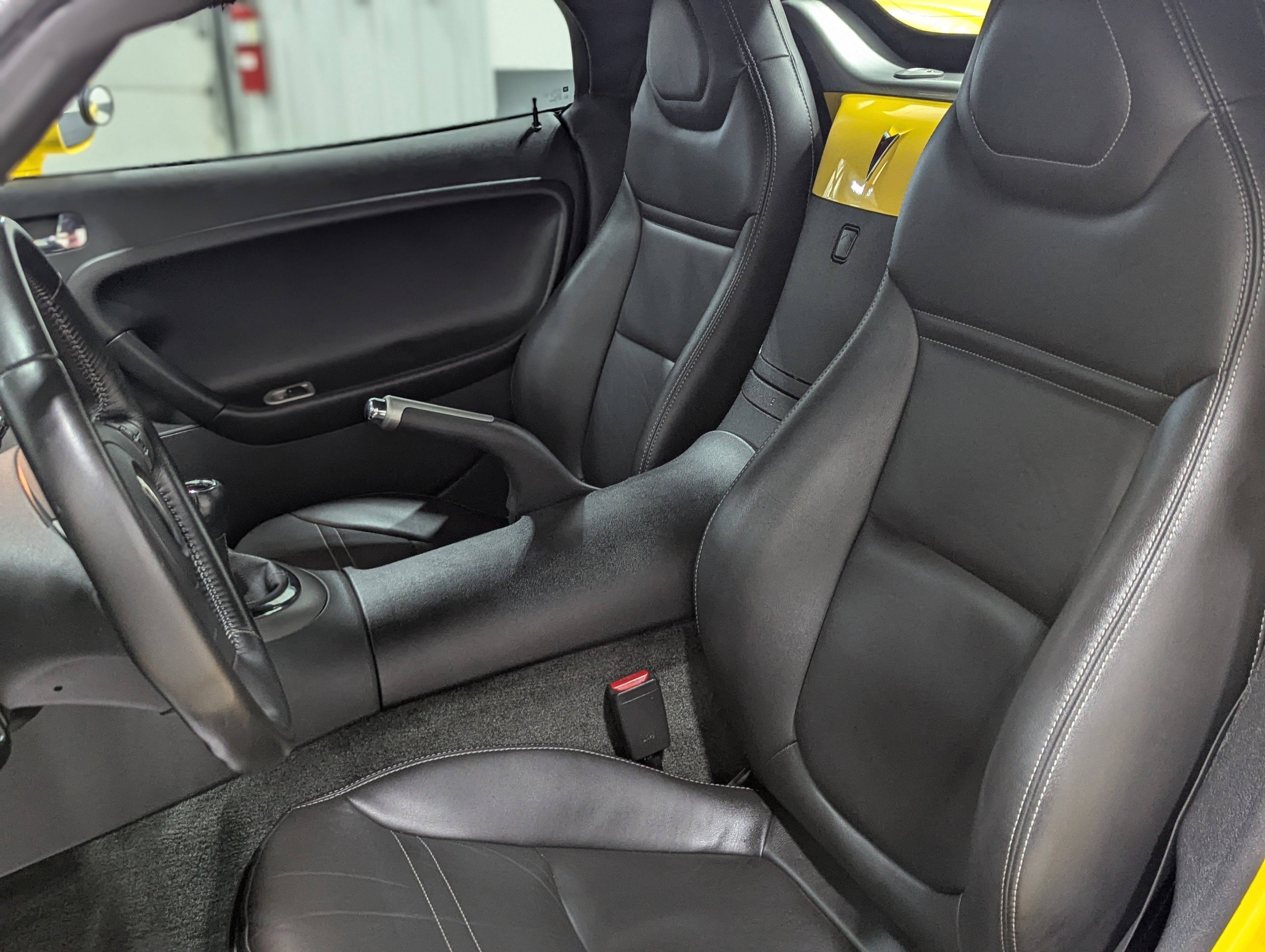 2008 Pontiac Solstice Base