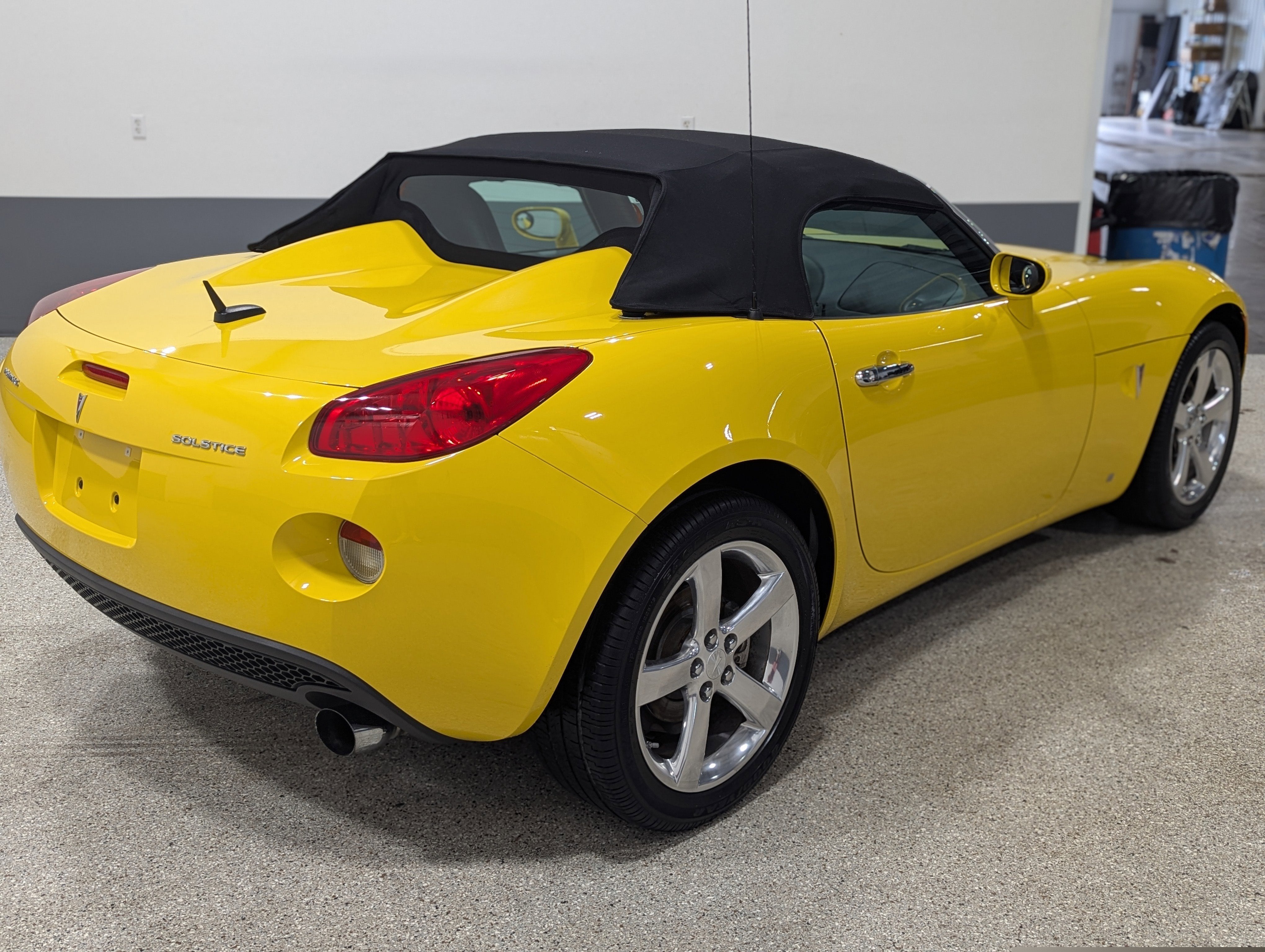 2008 Pontiac Solstice Base