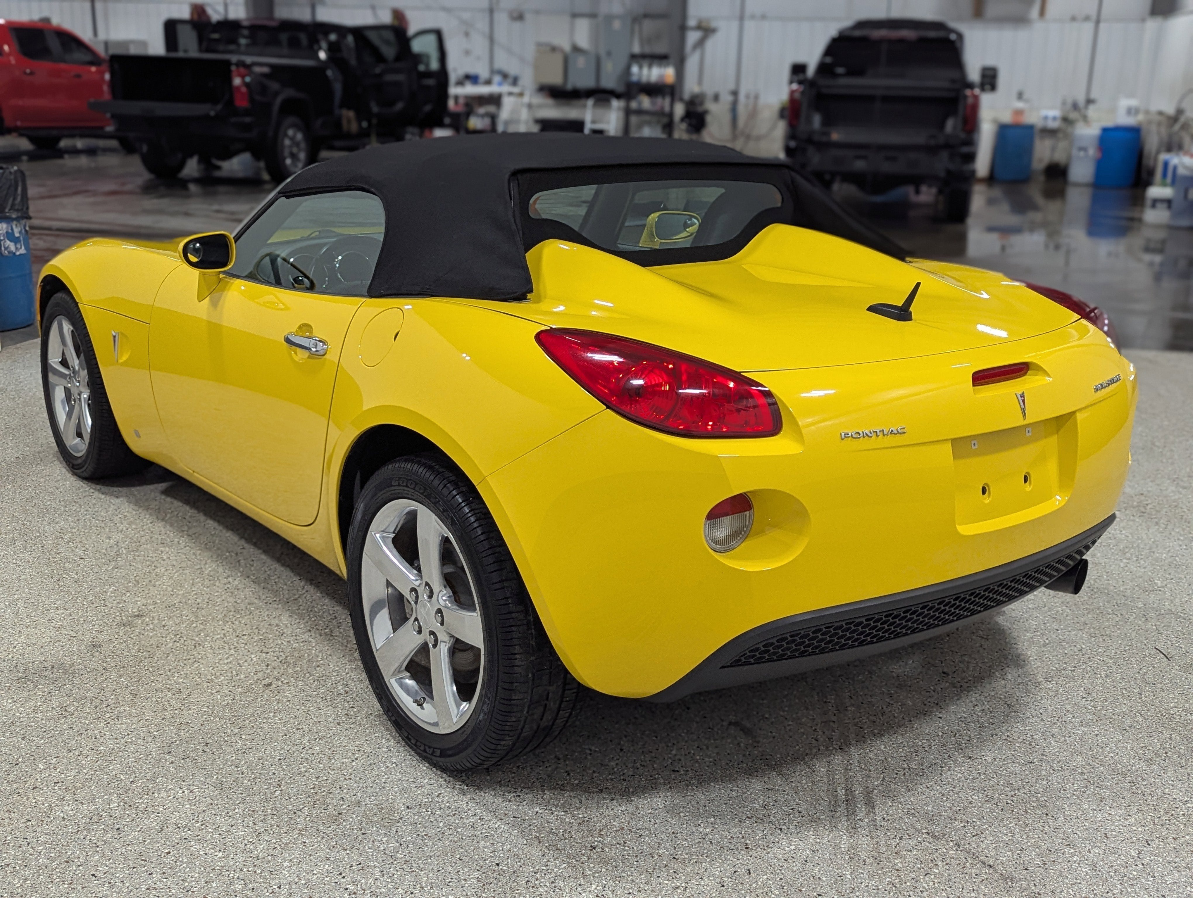 2008 Pontiac Solstice Base