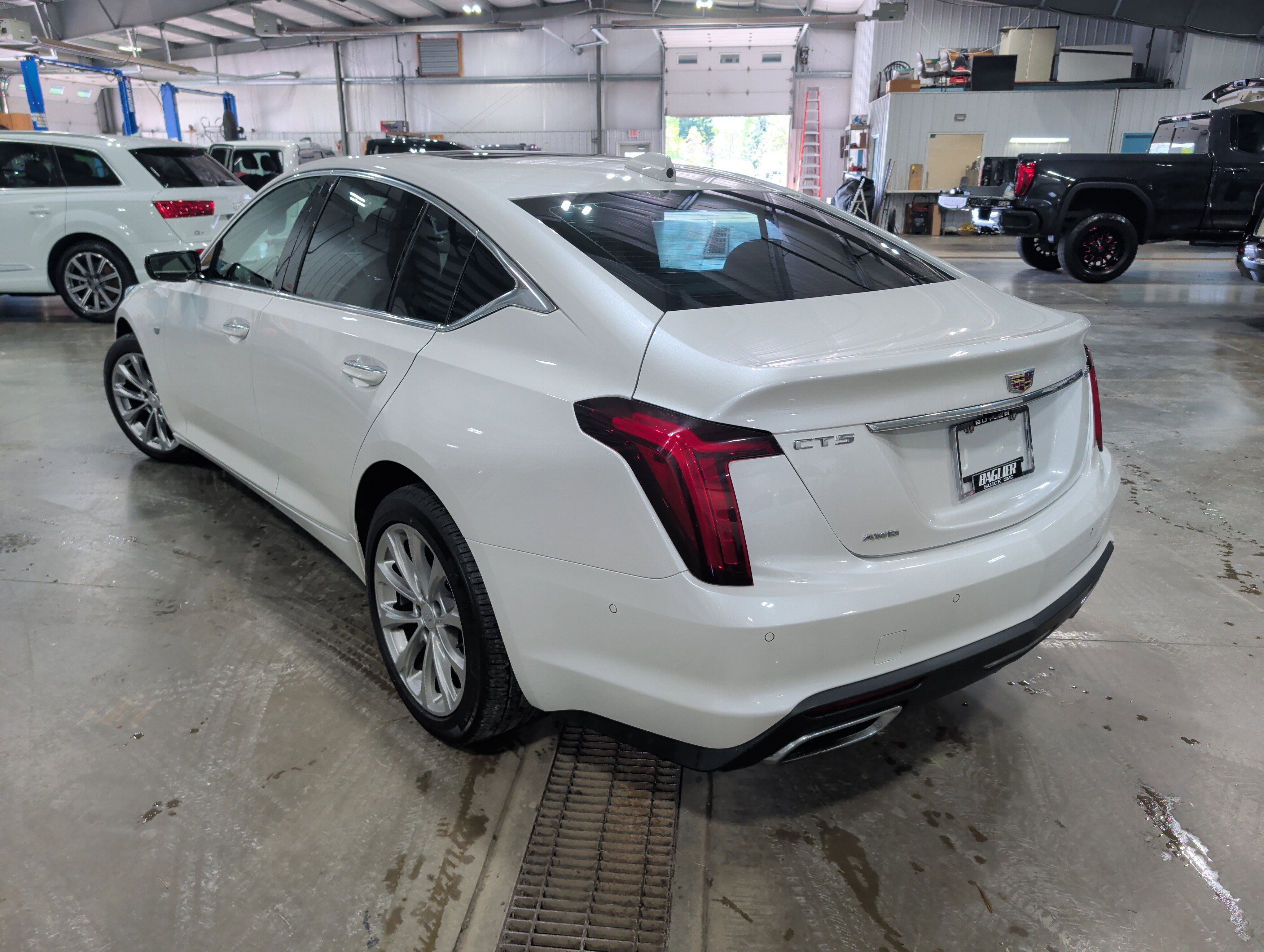 2022 Cadillac CT5 Premium Luxury