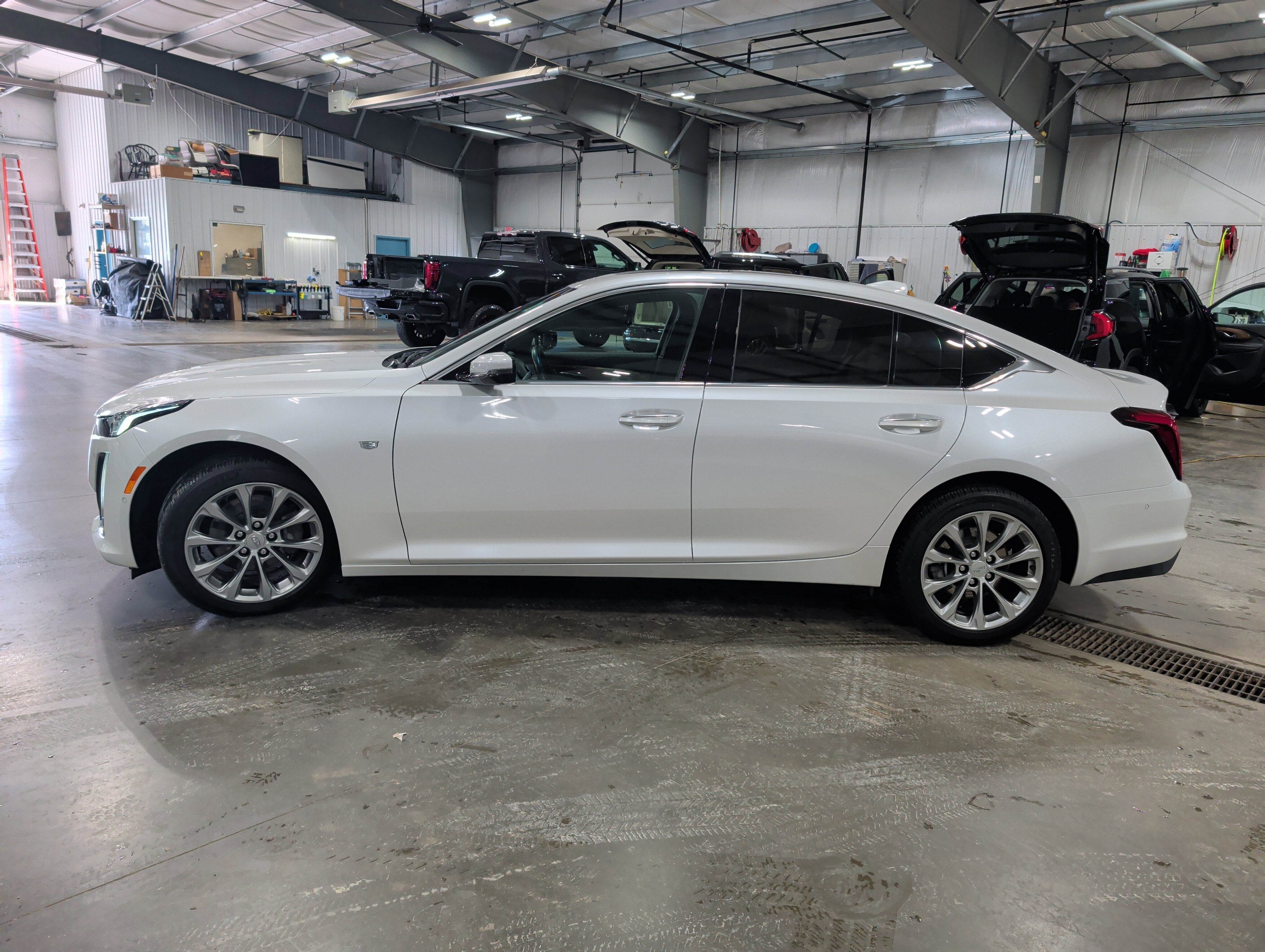 2022 Cadillac CT5 Premium Luxury